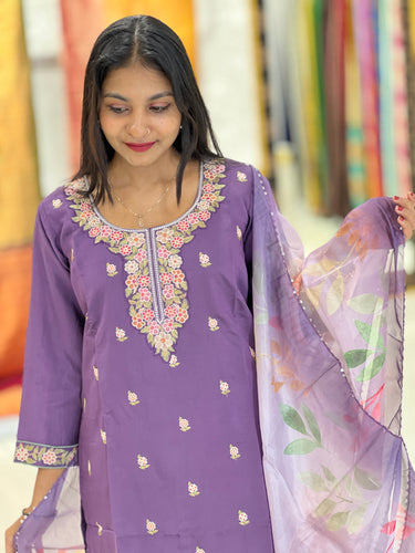 Floral  Embroidery Semi Silk Kurta Set | FW201