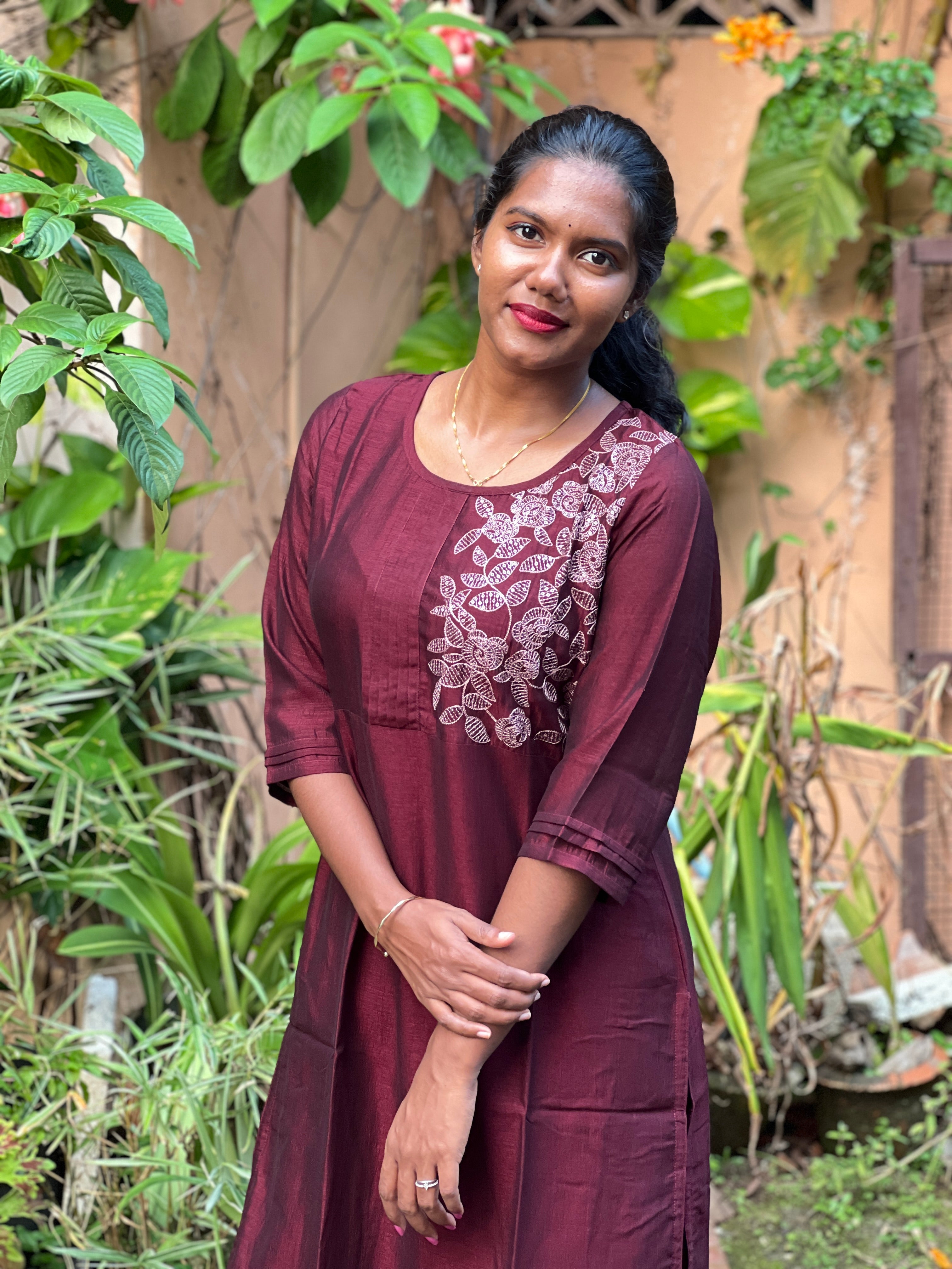 Embroidery With Sequins Detailed Vijithra Silk Kurta | VSI122