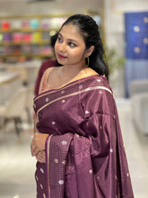 Scattered Butta Detailed Banarasi Silk Saree | NN354