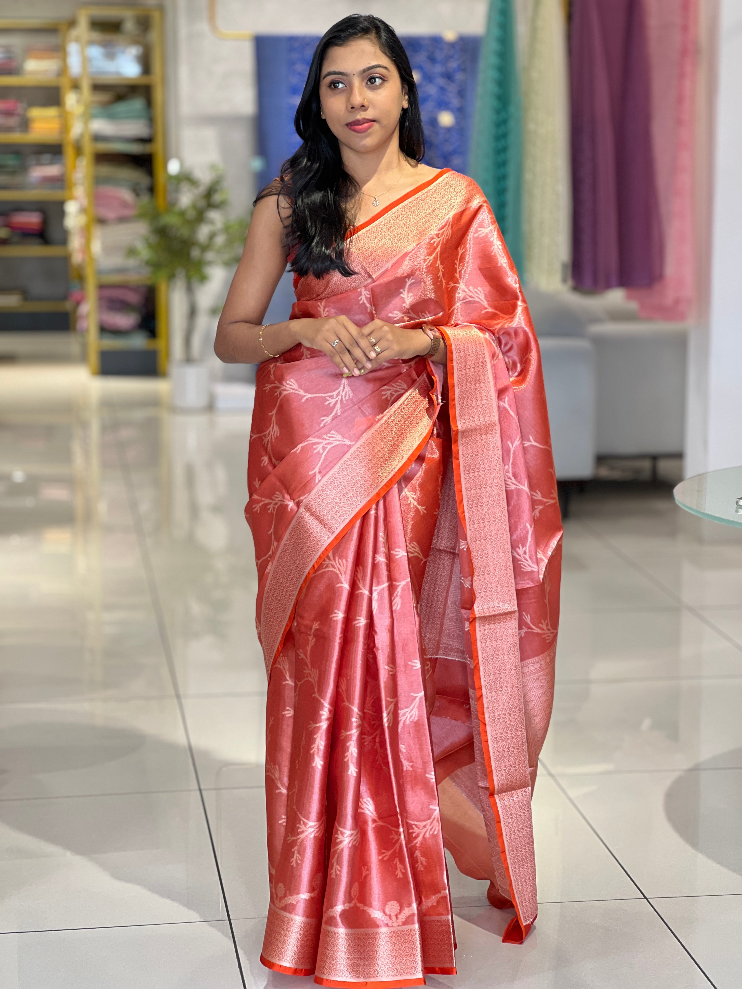 Golden Zari Woven Jaal Patterned Banarasi Saree | NN364
