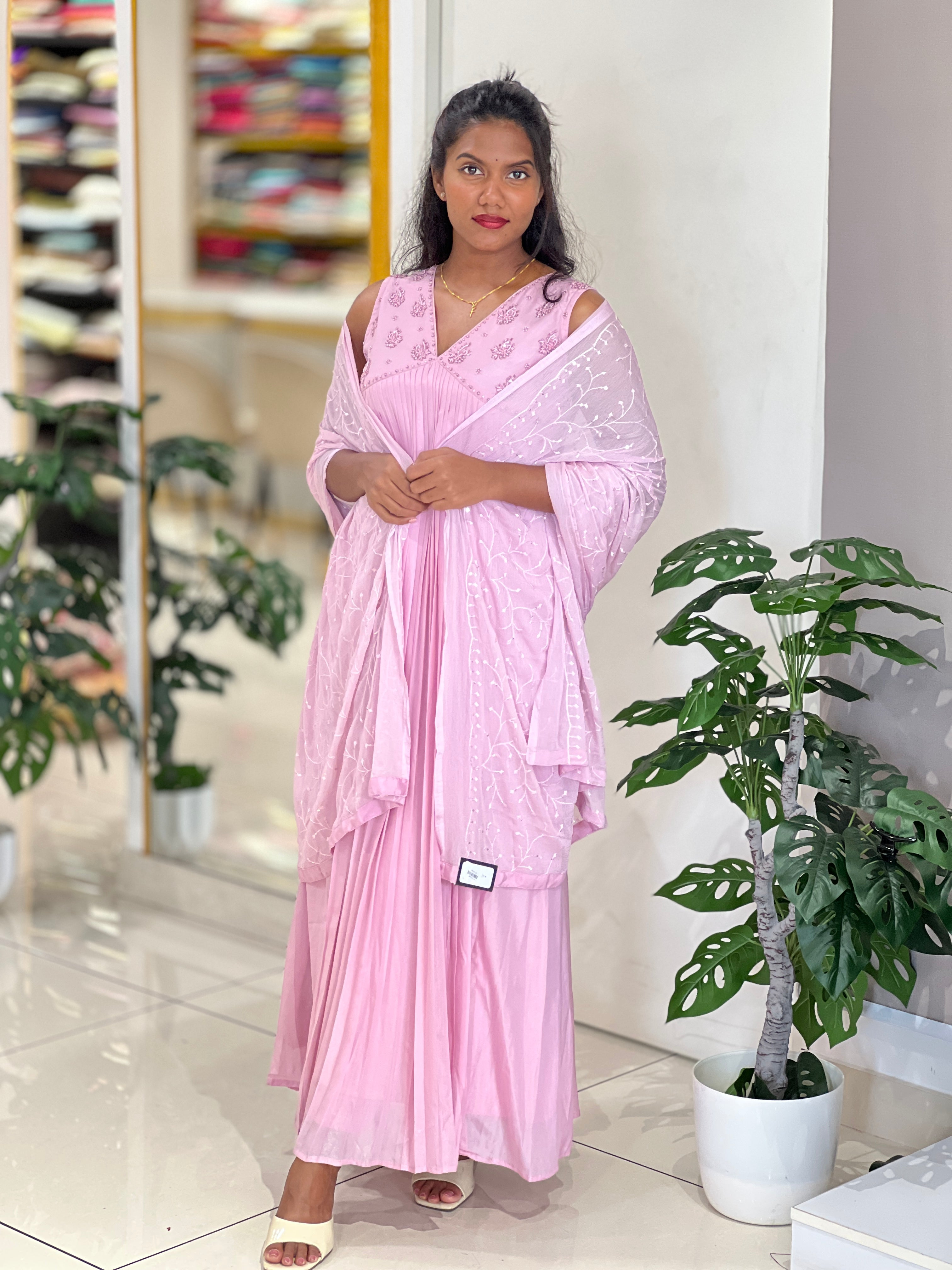Handwork Detailed Chinnon Kurta Set | BR103