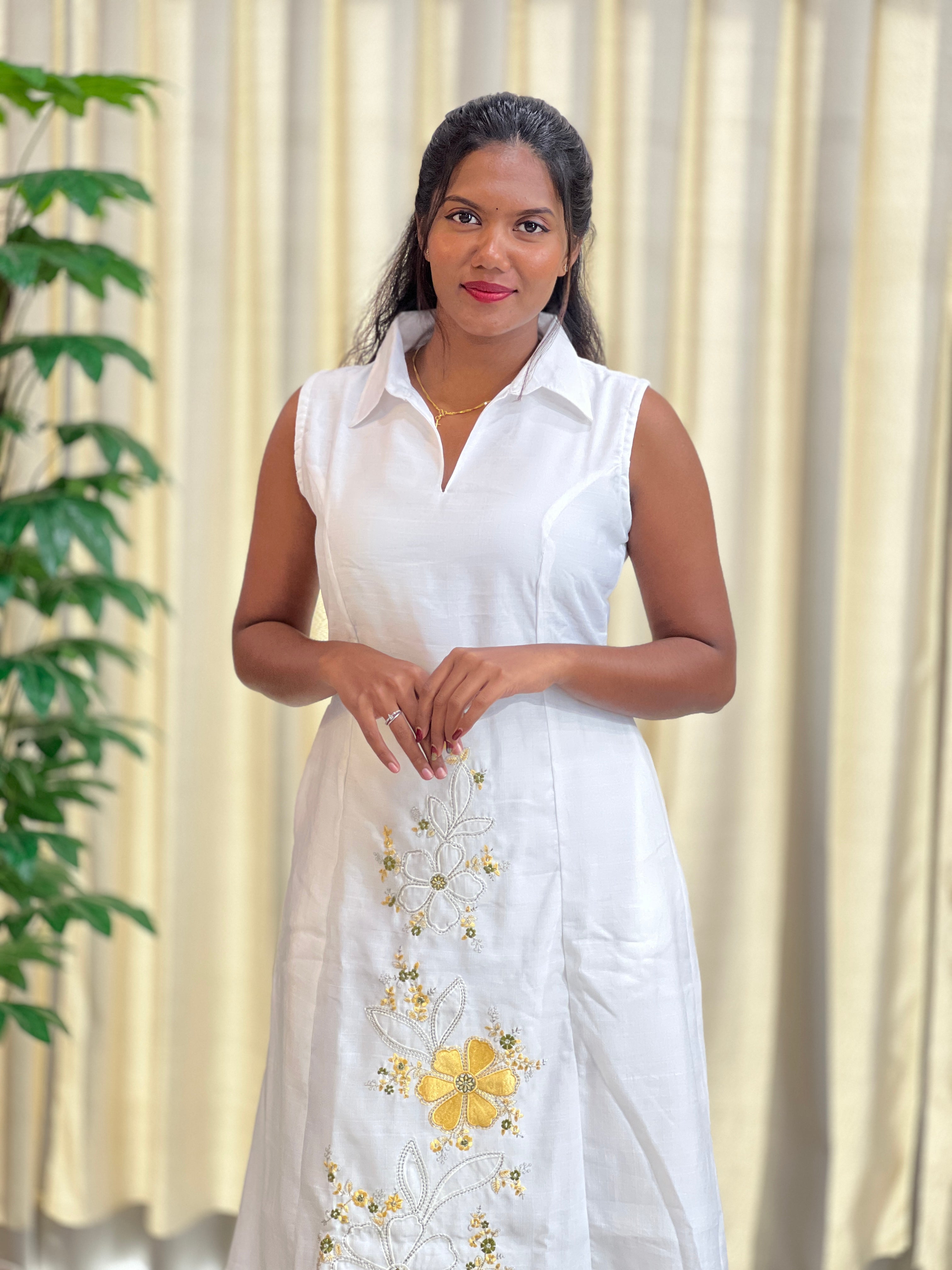Floral Embroidered Cotton Kurta Set | YV134