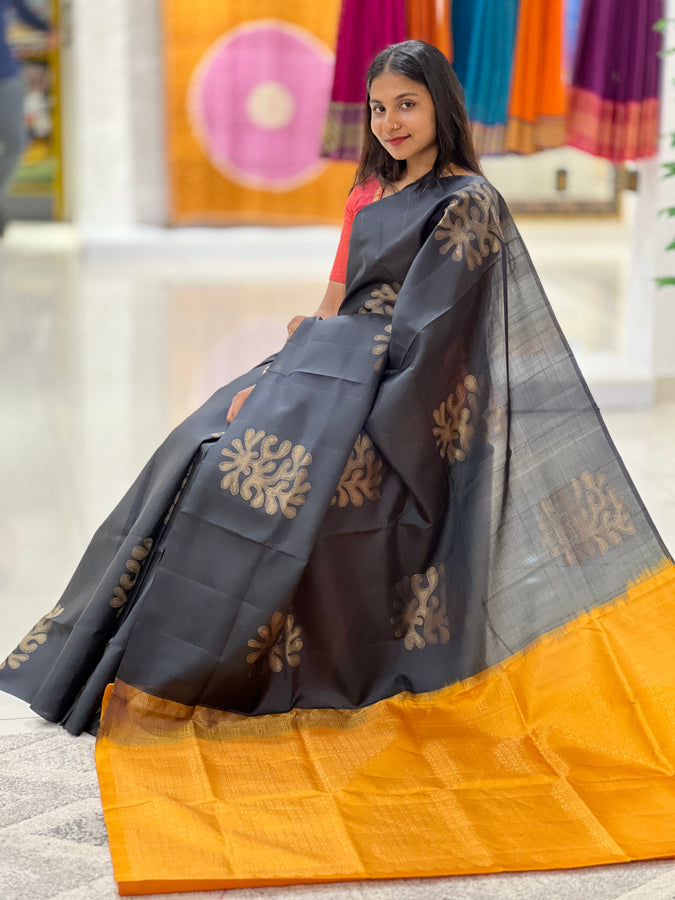 Thread Woven Soft Silk Kanchipuram Saree | TT213