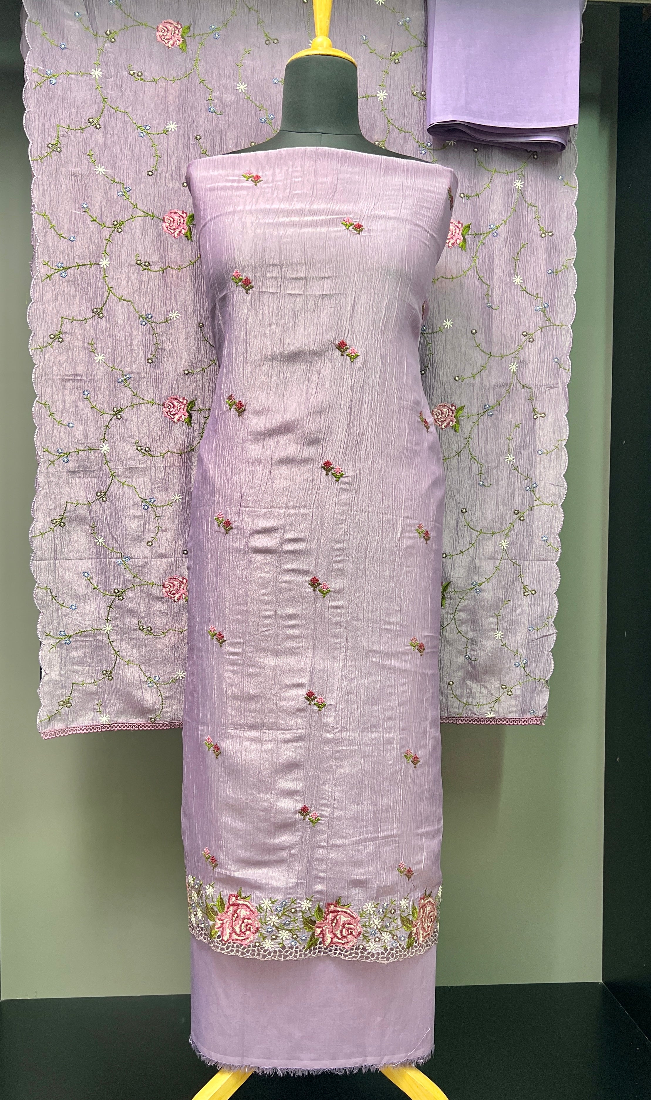 Multicolour Thread Embroidery Crushed Organza Salwar Set | SUN383