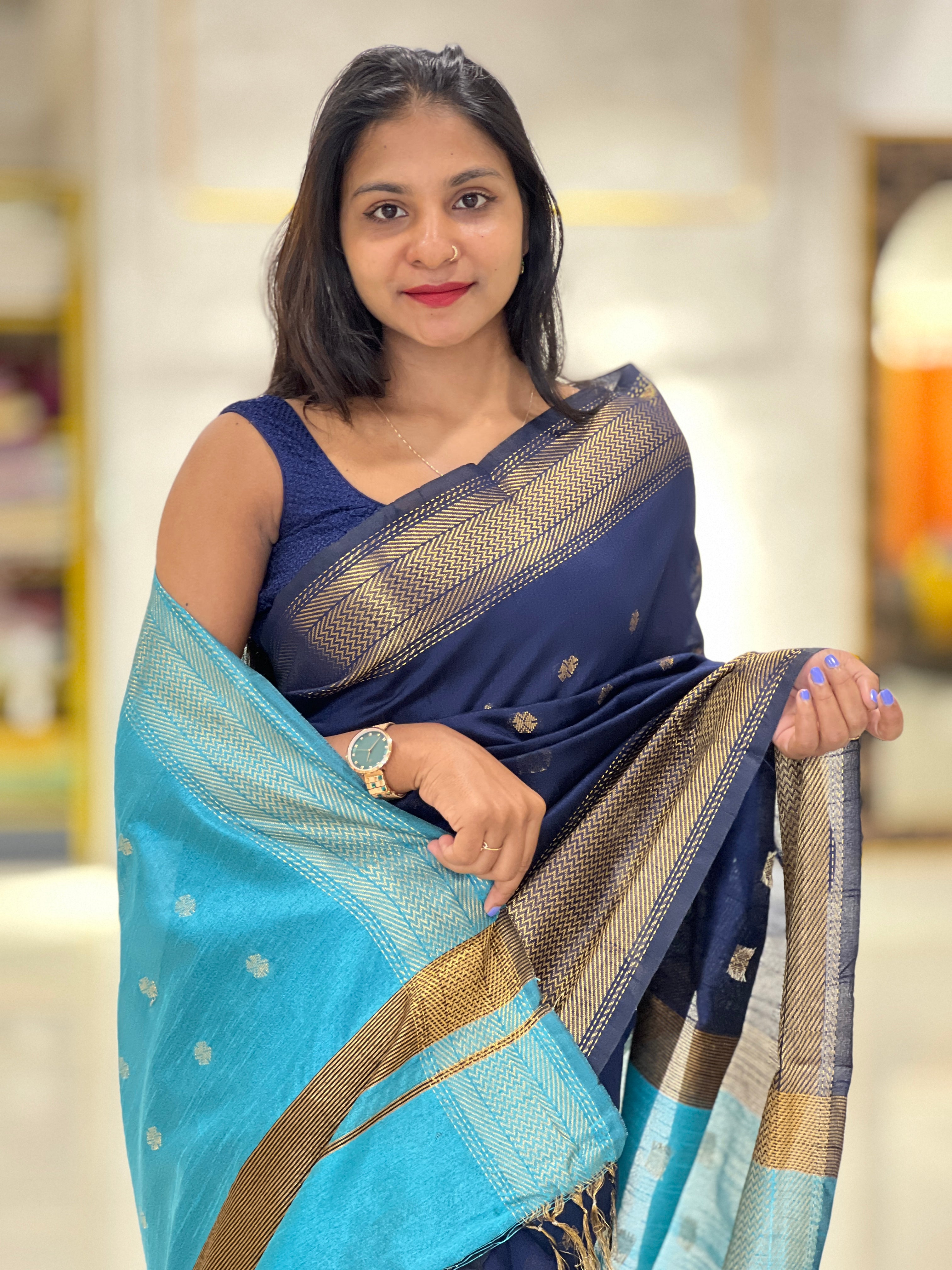 Zari Weaved RawSilk Saree | NHH327