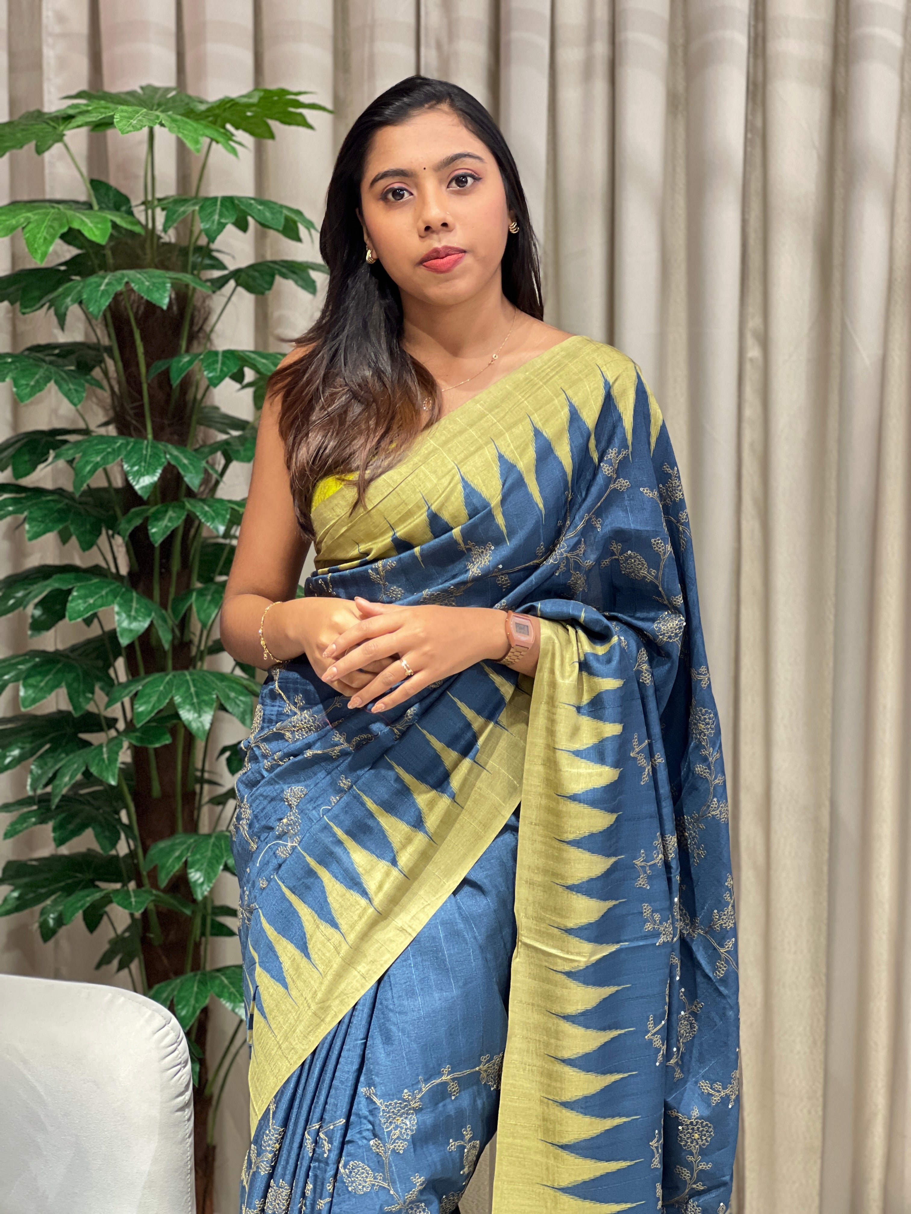 Jaal Patterned Embroidered Semi Tussar Saree | SSN452