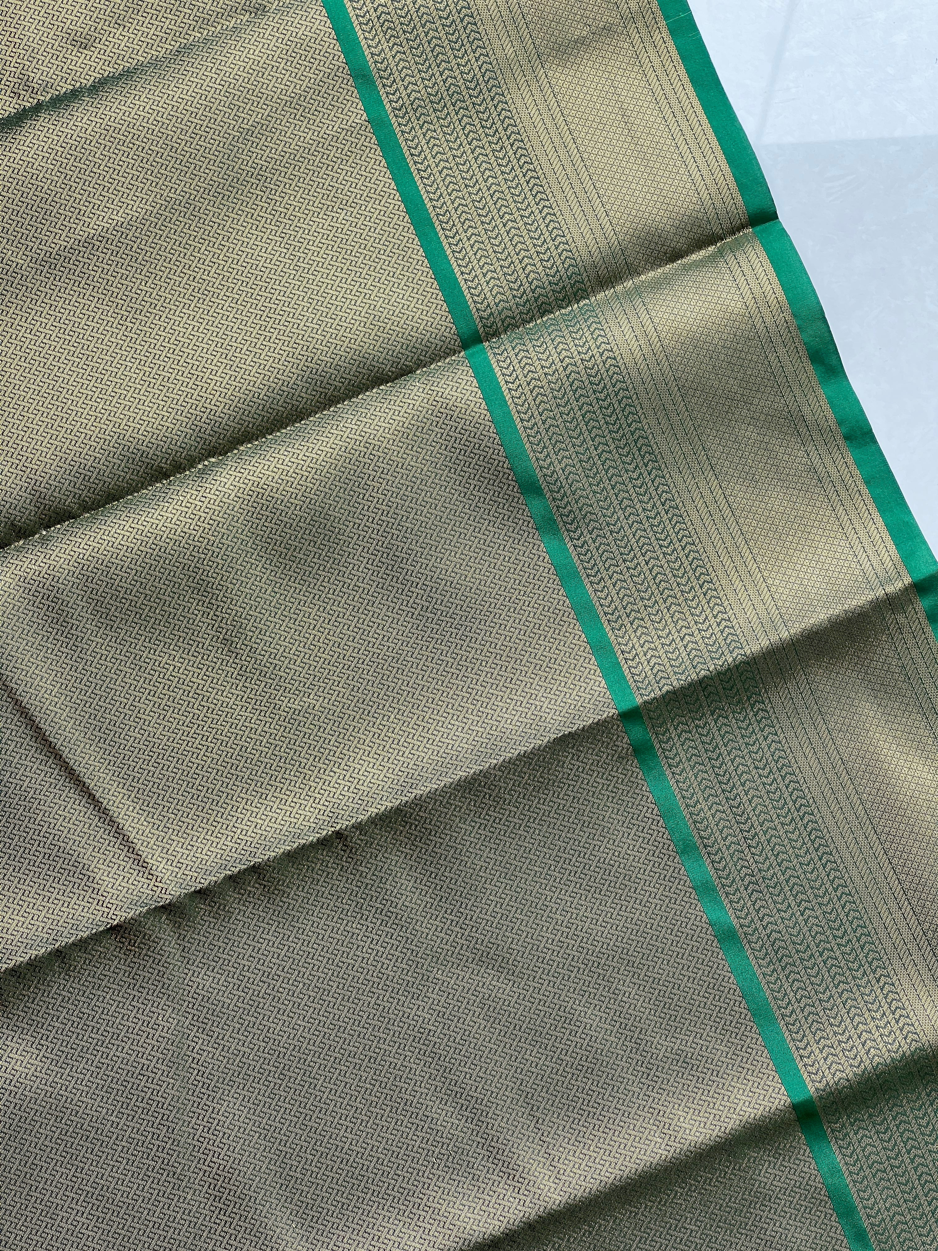 Golden Zari Weaving Semi Silk Saree | KAC183