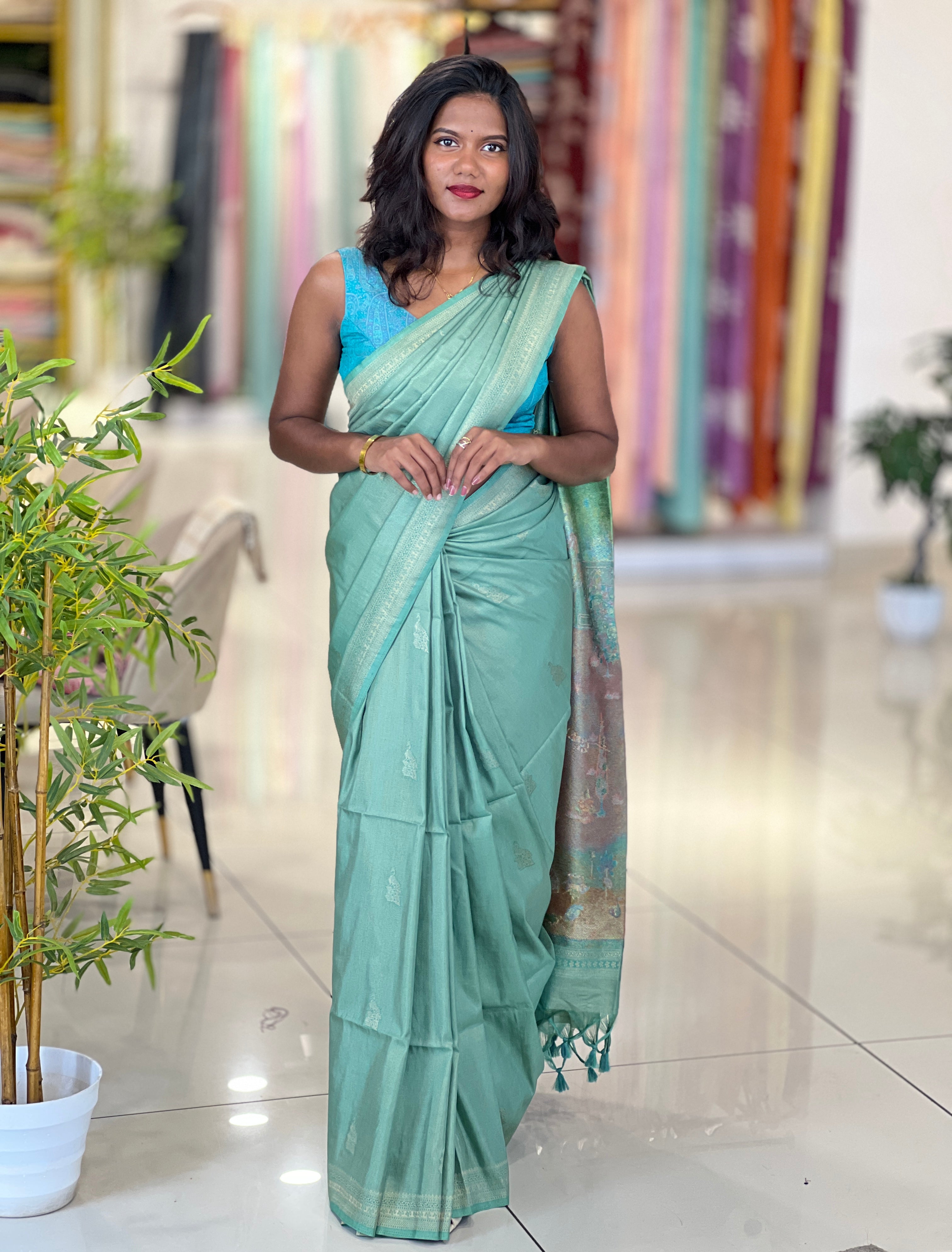 Thread Woven Semi Banarasi Kathan Saree | SSN254