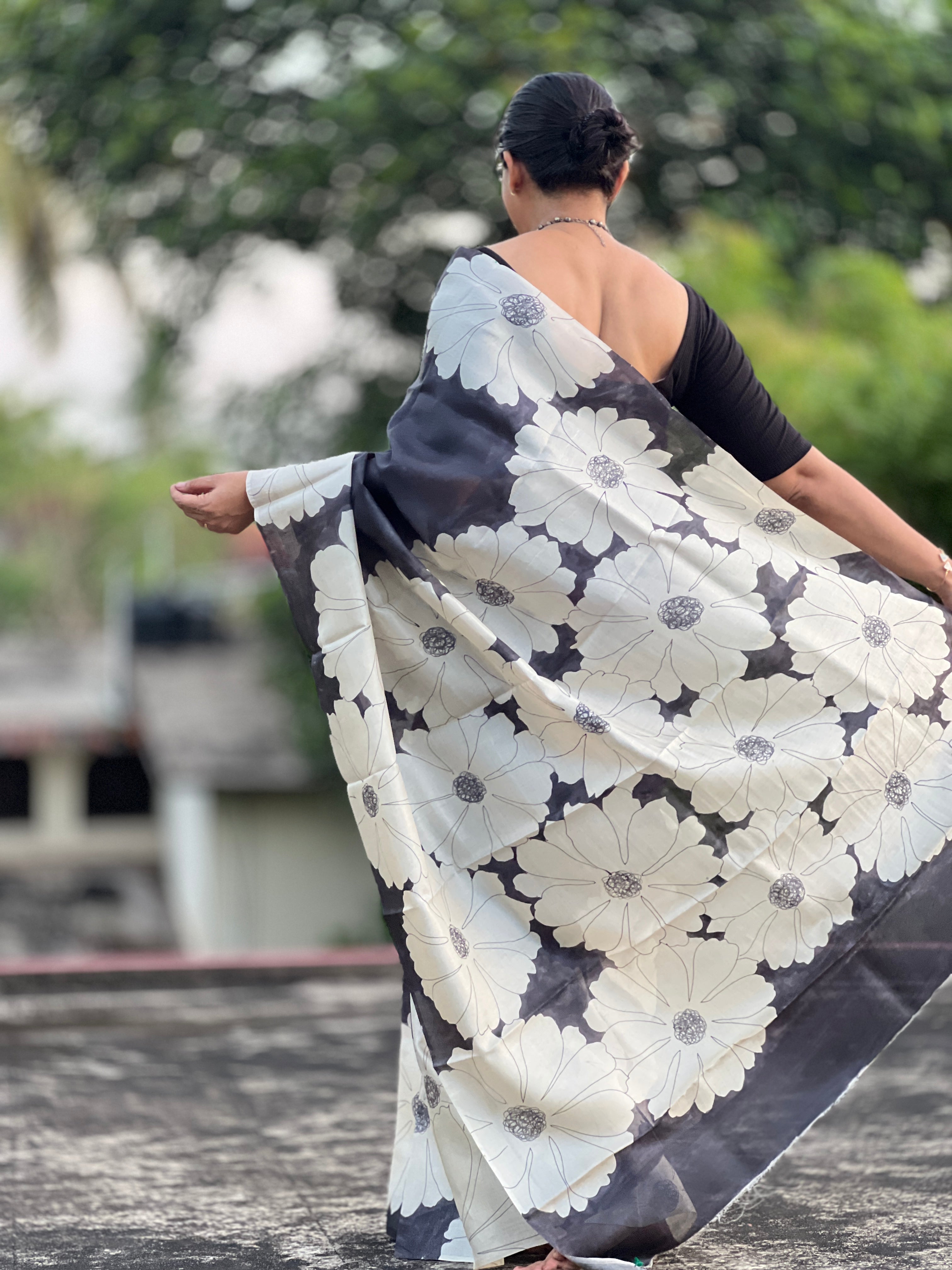 Floral Pattern Pure Tussar Saree | SBS1343