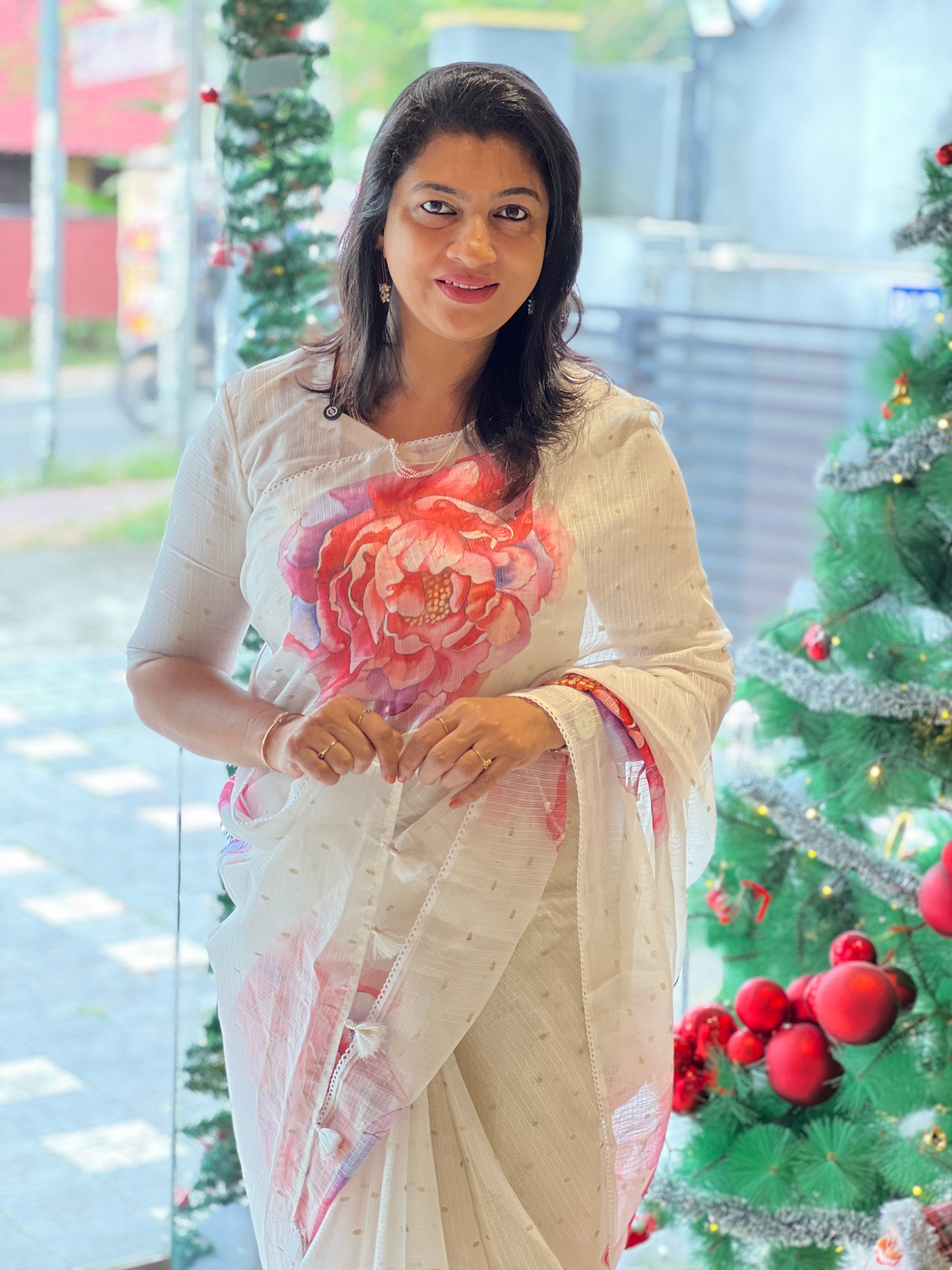 Floral Placement Detailed Banarasi Kota Saree | MR423