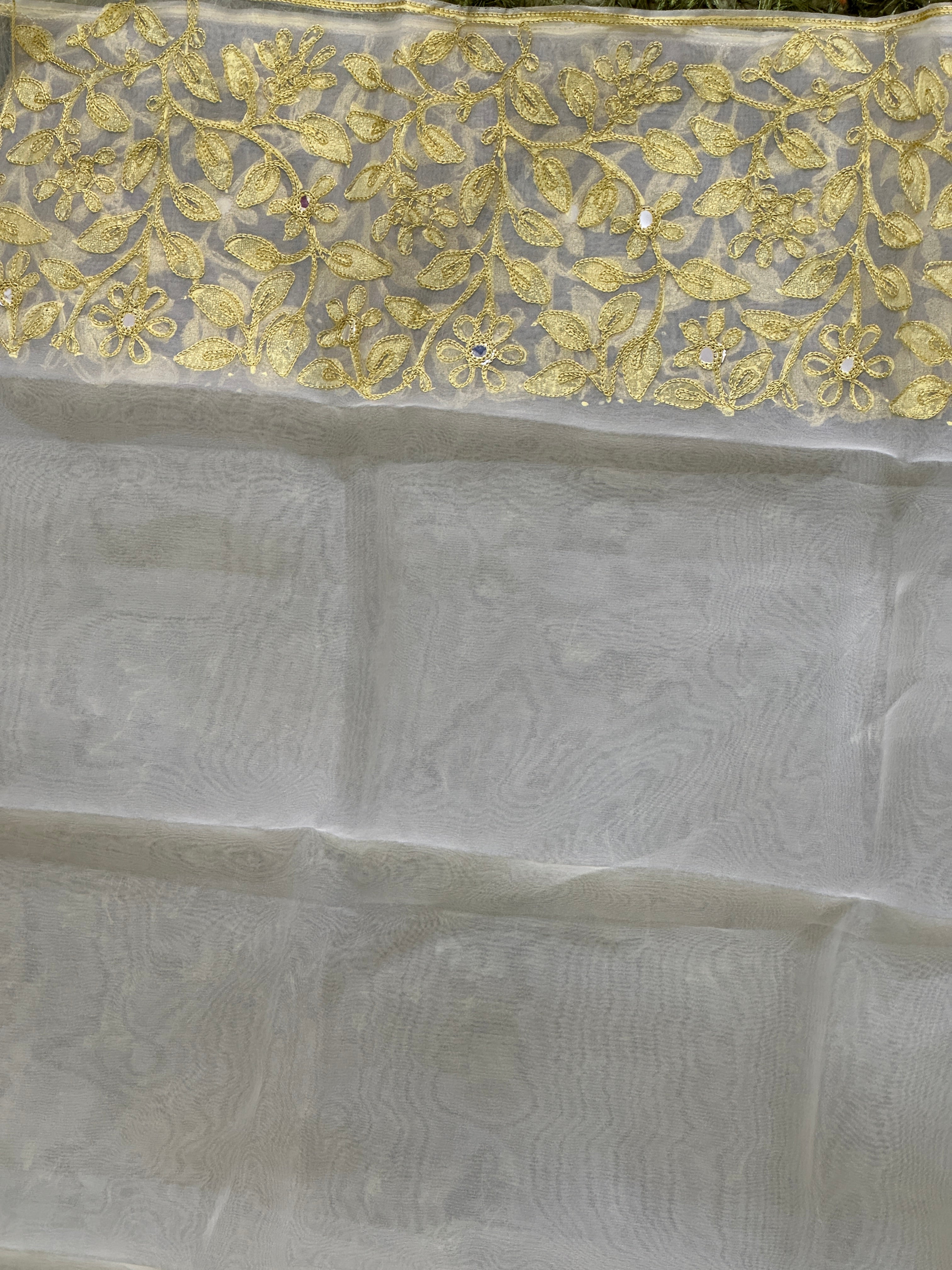 Block Print With Aari Embroidery Detailed Viscose Organza Saree | JSC164