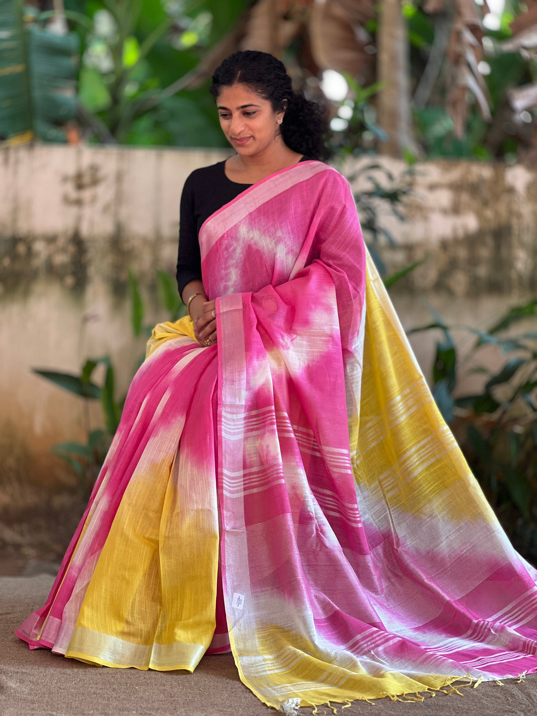 Tie & Dye Bhagalpuri Linen Saree | AHD1462