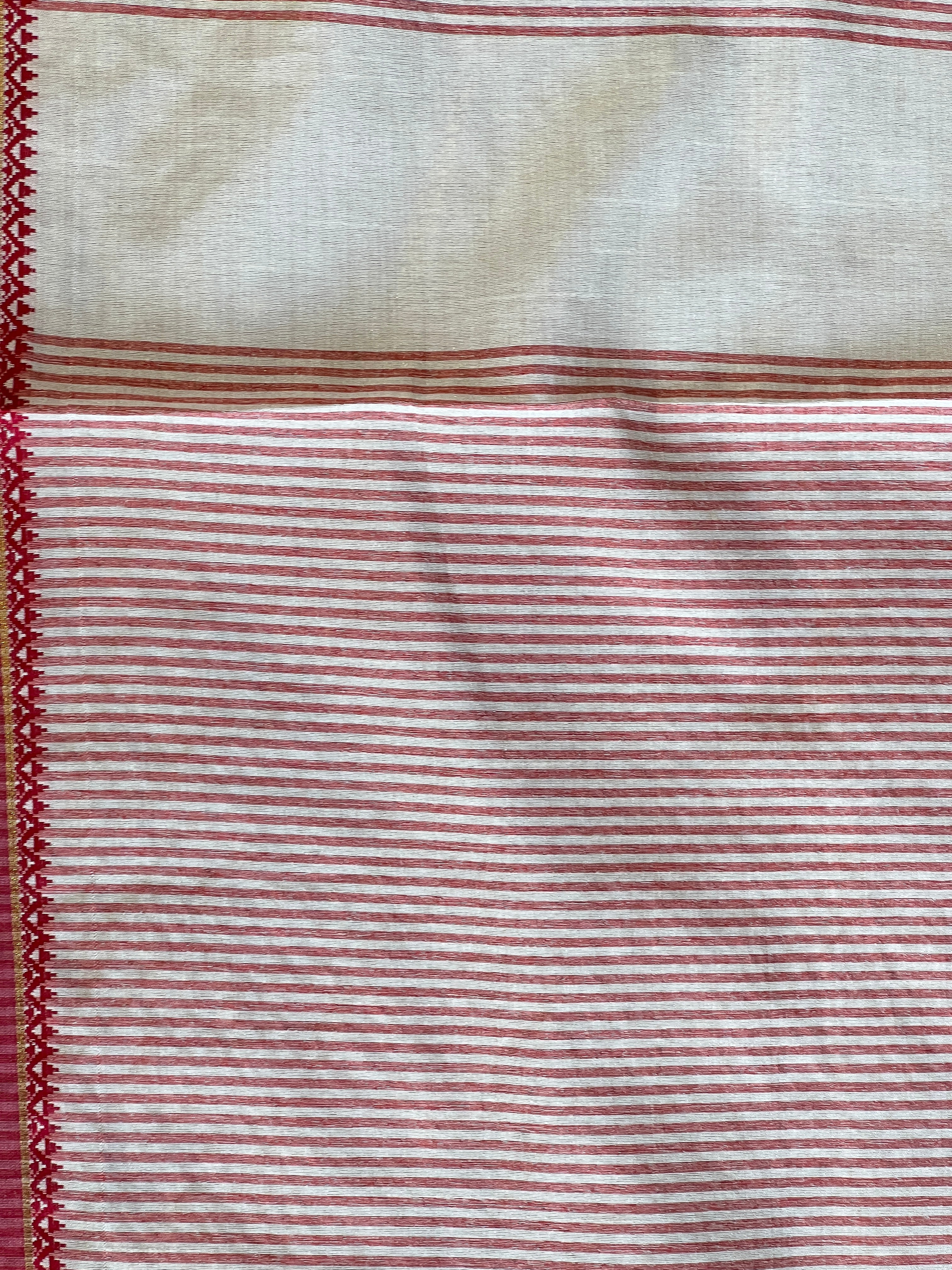 Hand Embroidery Detailed Semi Tussar Saree | GAR122