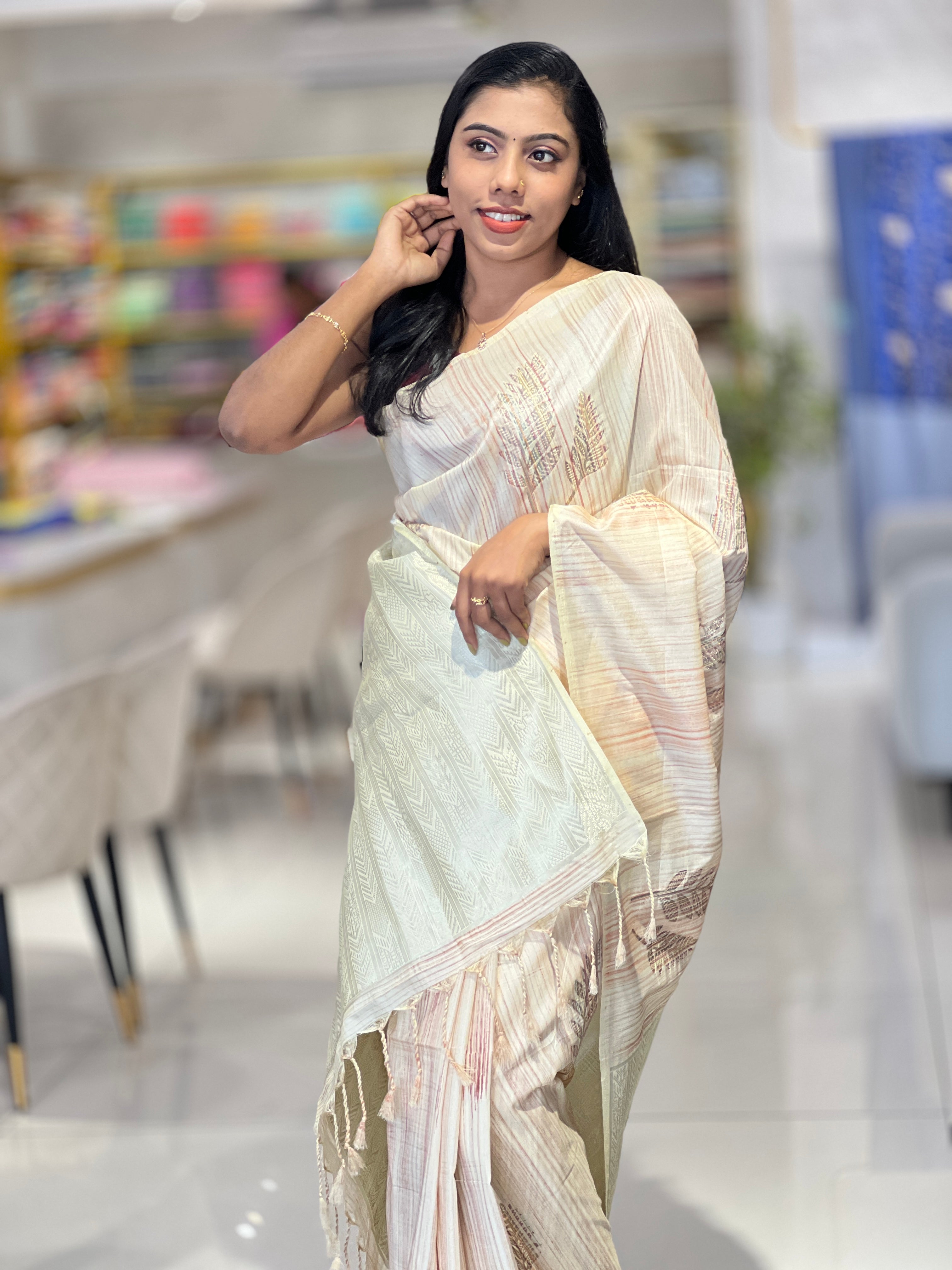 Floral Leaf Printed Design Semi Silk Saree | DVS103