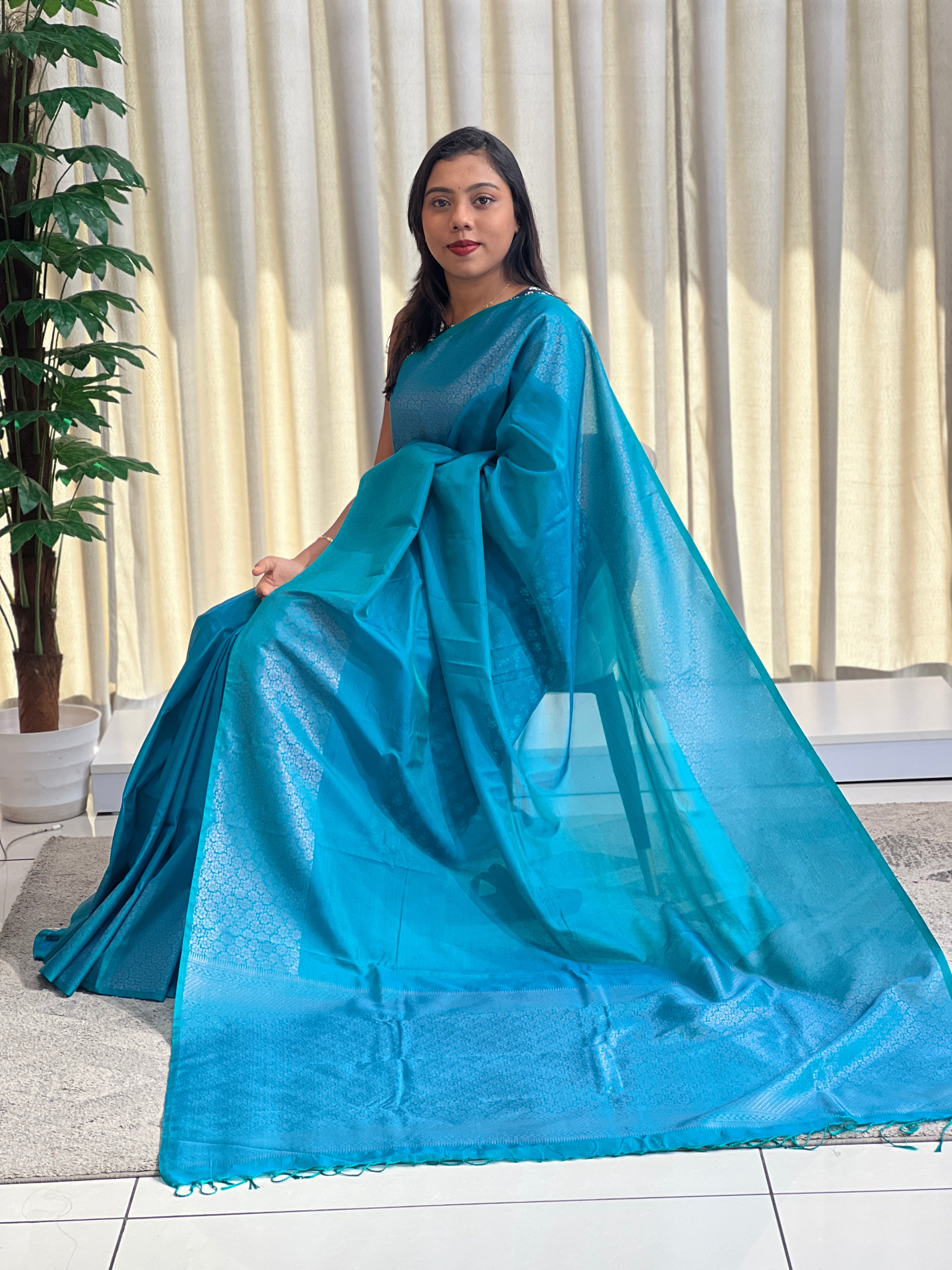 Zari Woven Floral Bordered Soft Silk Saree | SEN130