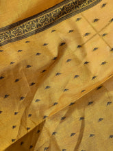 Thread Weaving Pattern Tissue Saree | HT135