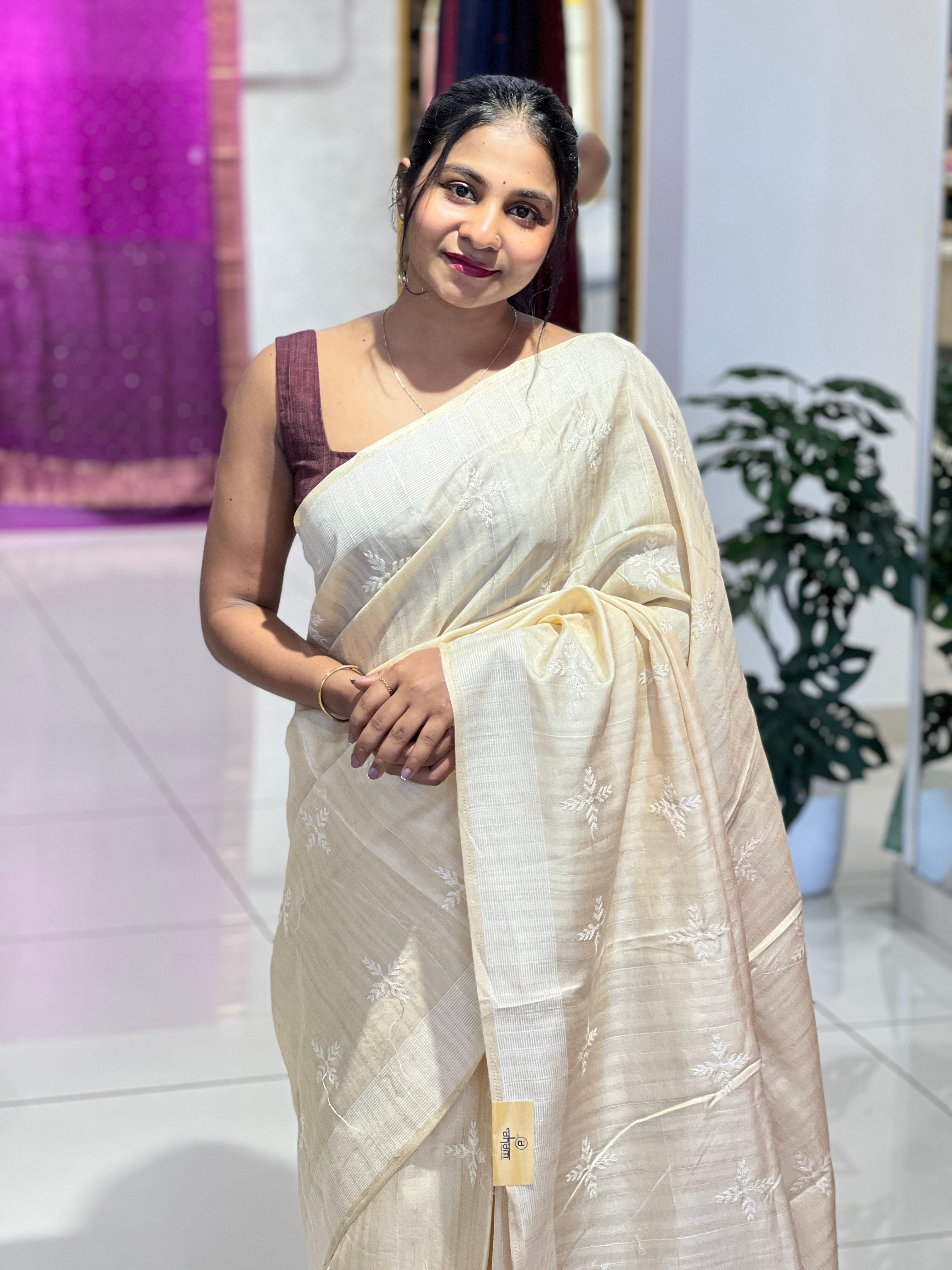 Leaf Patterned Embroidery Detailed Semi Tussar Saree | SUN700