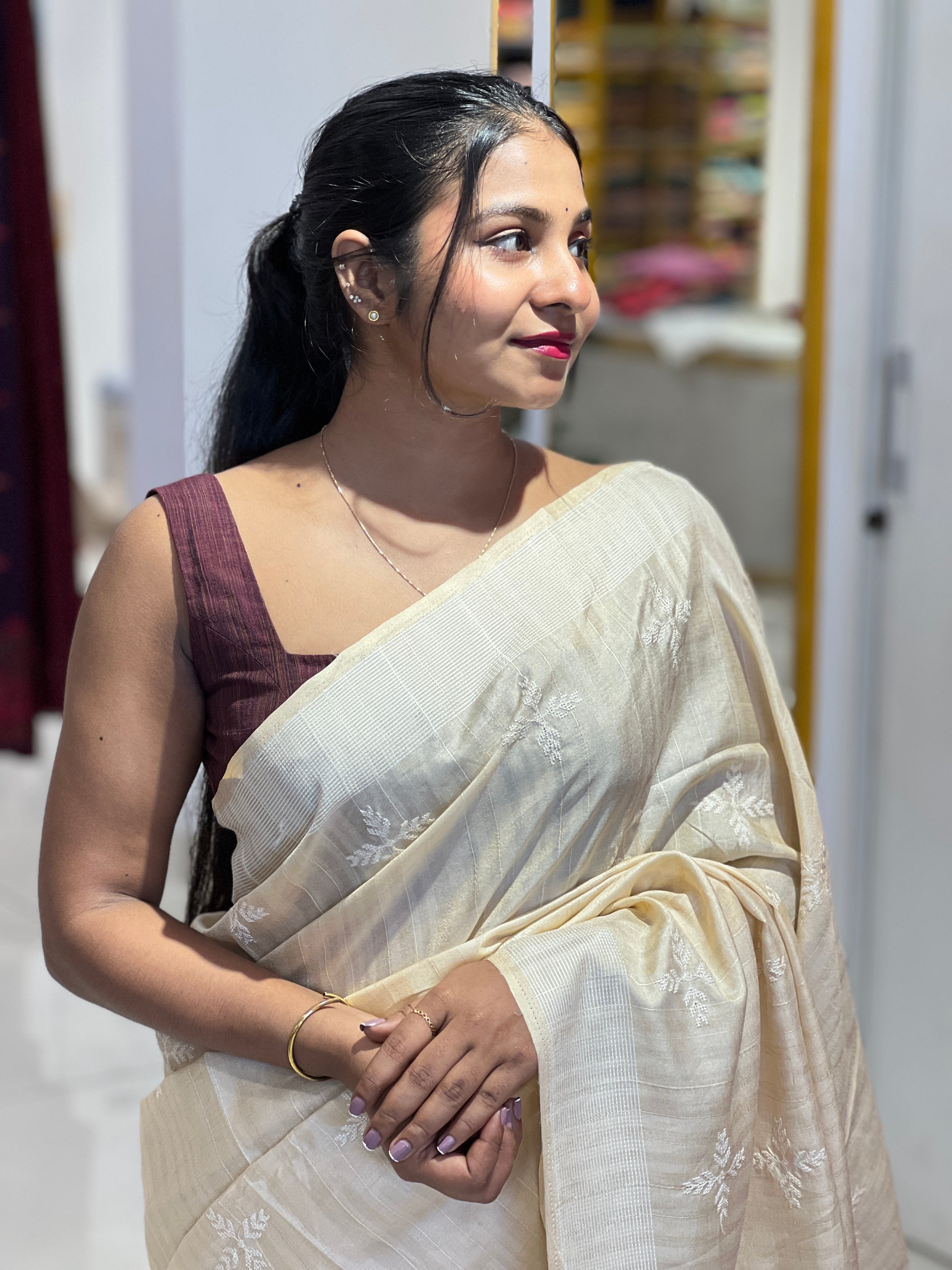 Leaf Patterned Embroidery Detailed Semi Tussar Saree | SUN700