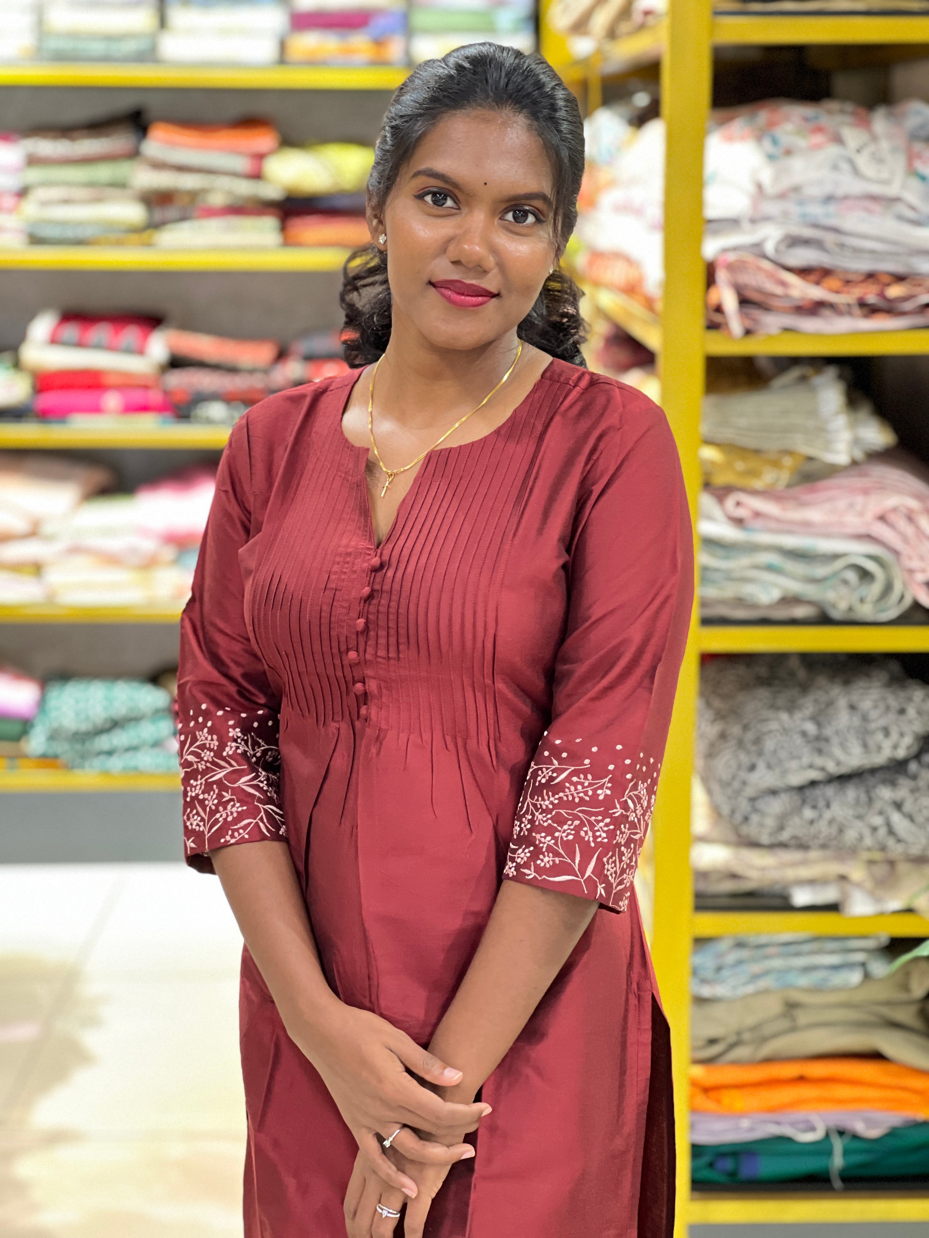 Thread Embroidery Detailed South Slub Kurta | VS142