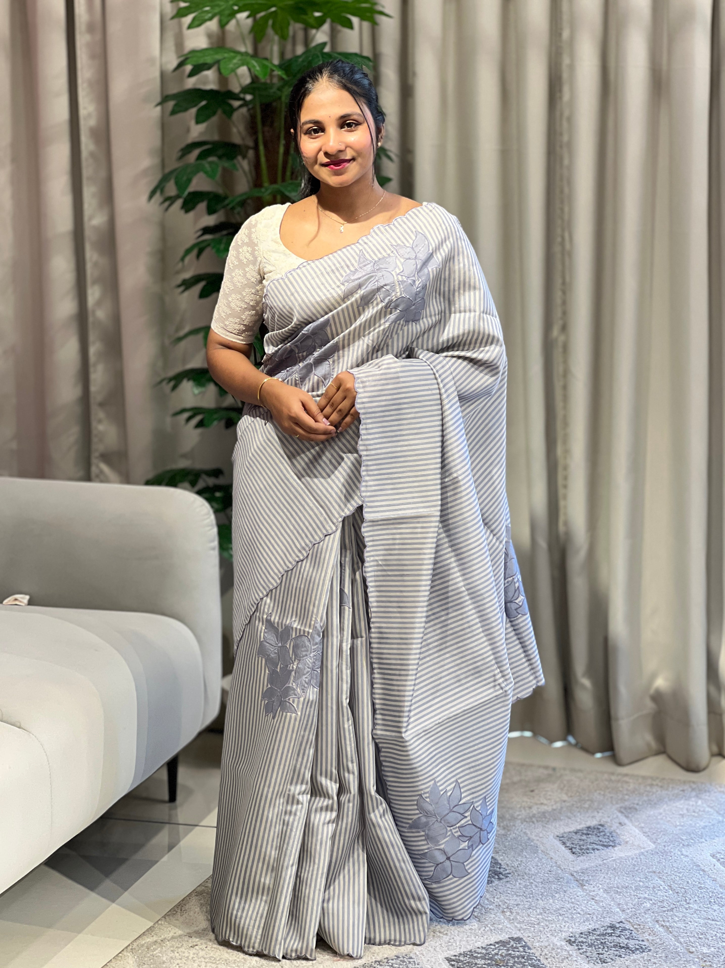 Floral Applique Placement Detailed Semi Tussar Saree | HT269