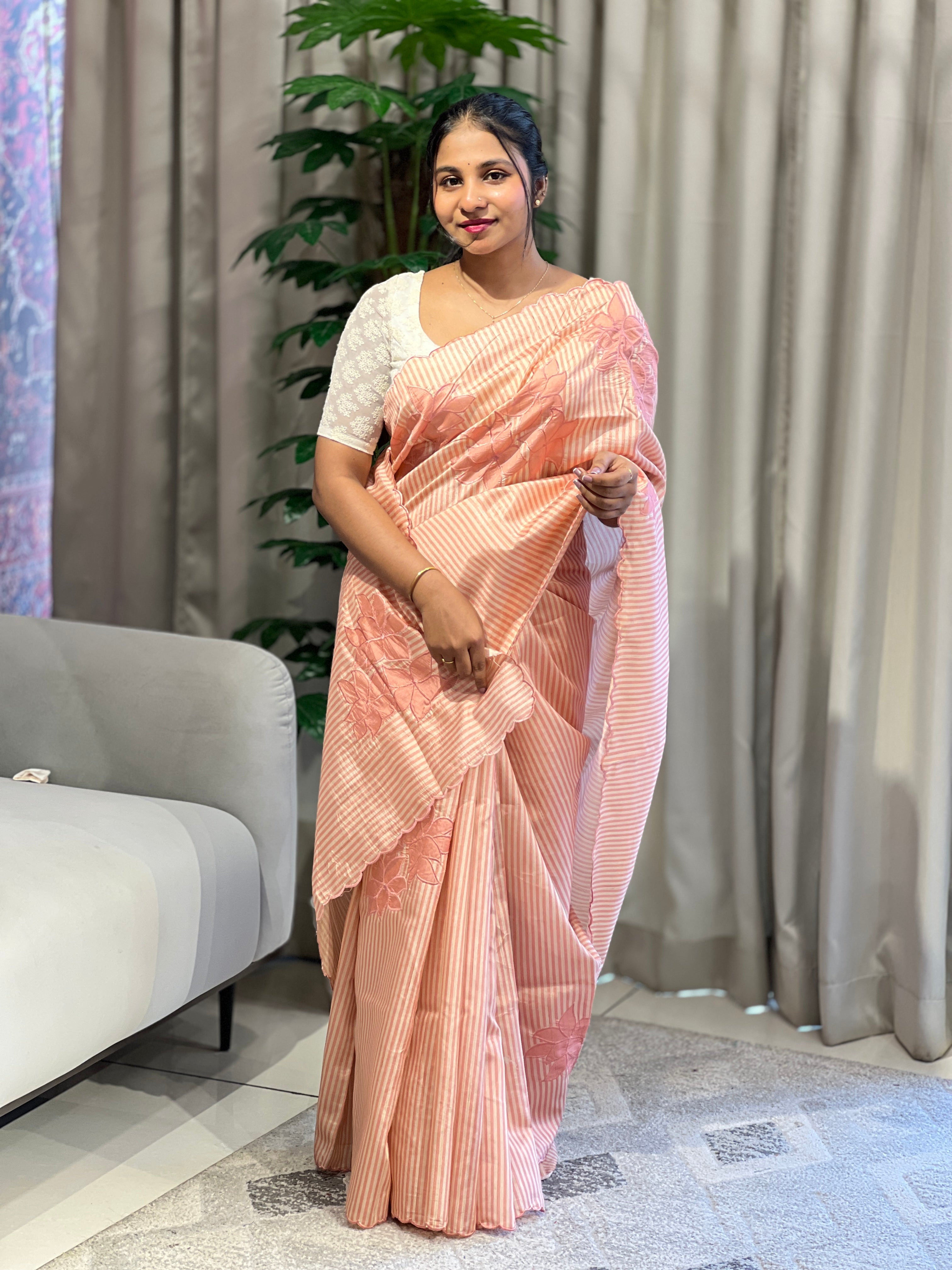 Floral Applique Placement Detailed Semi Tussar Saree | HT270