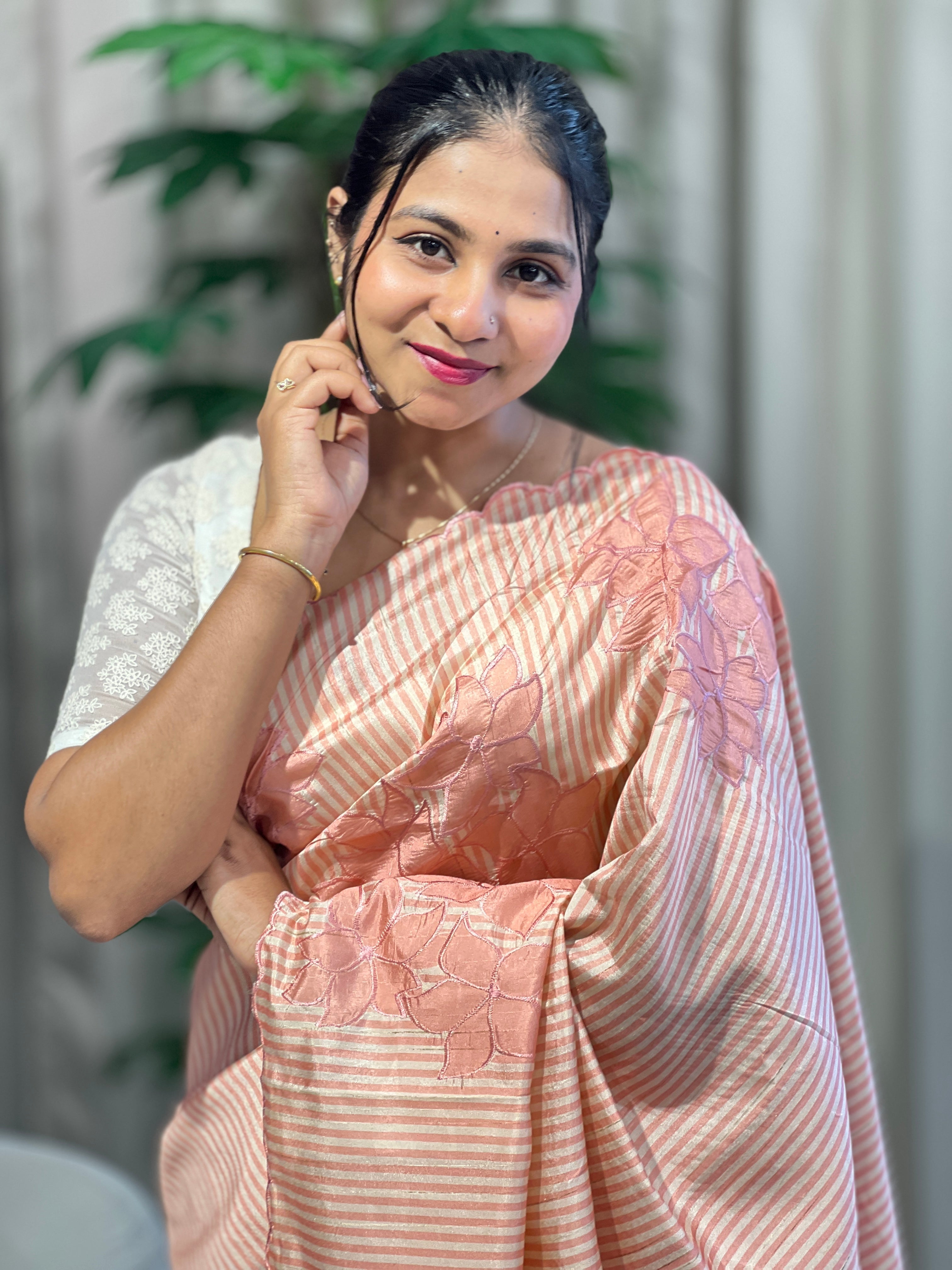 Floral Applique Placement Detailed Semi Tussar Saree | HT270