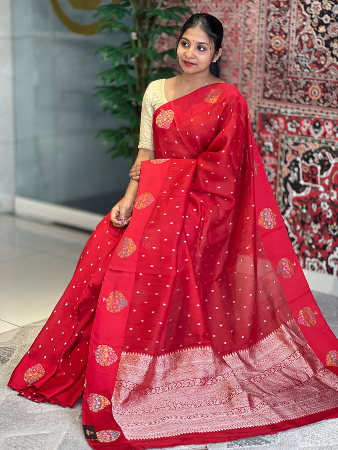 Zari Butta Weaving Banarasi Silk Saree | YNG582