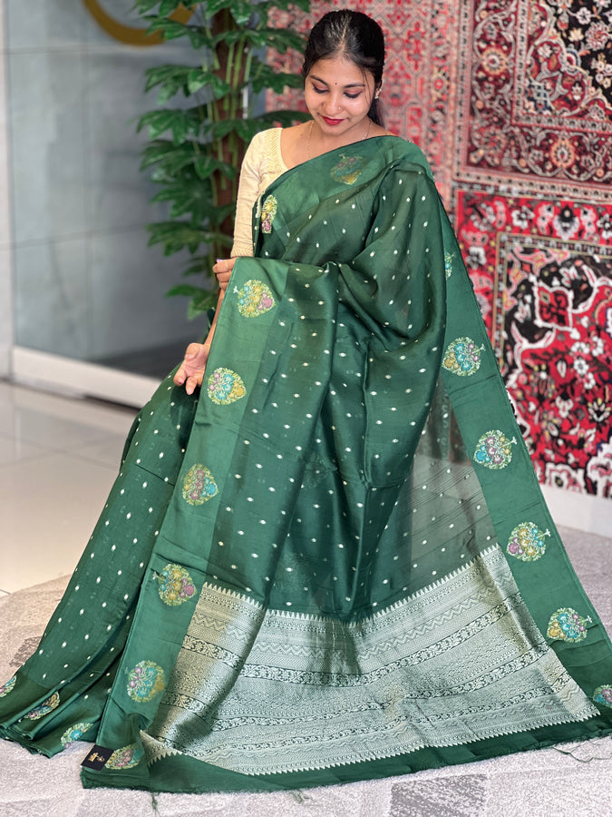 Zari Butta Weaving Banarasi Silk Saree | YNG578