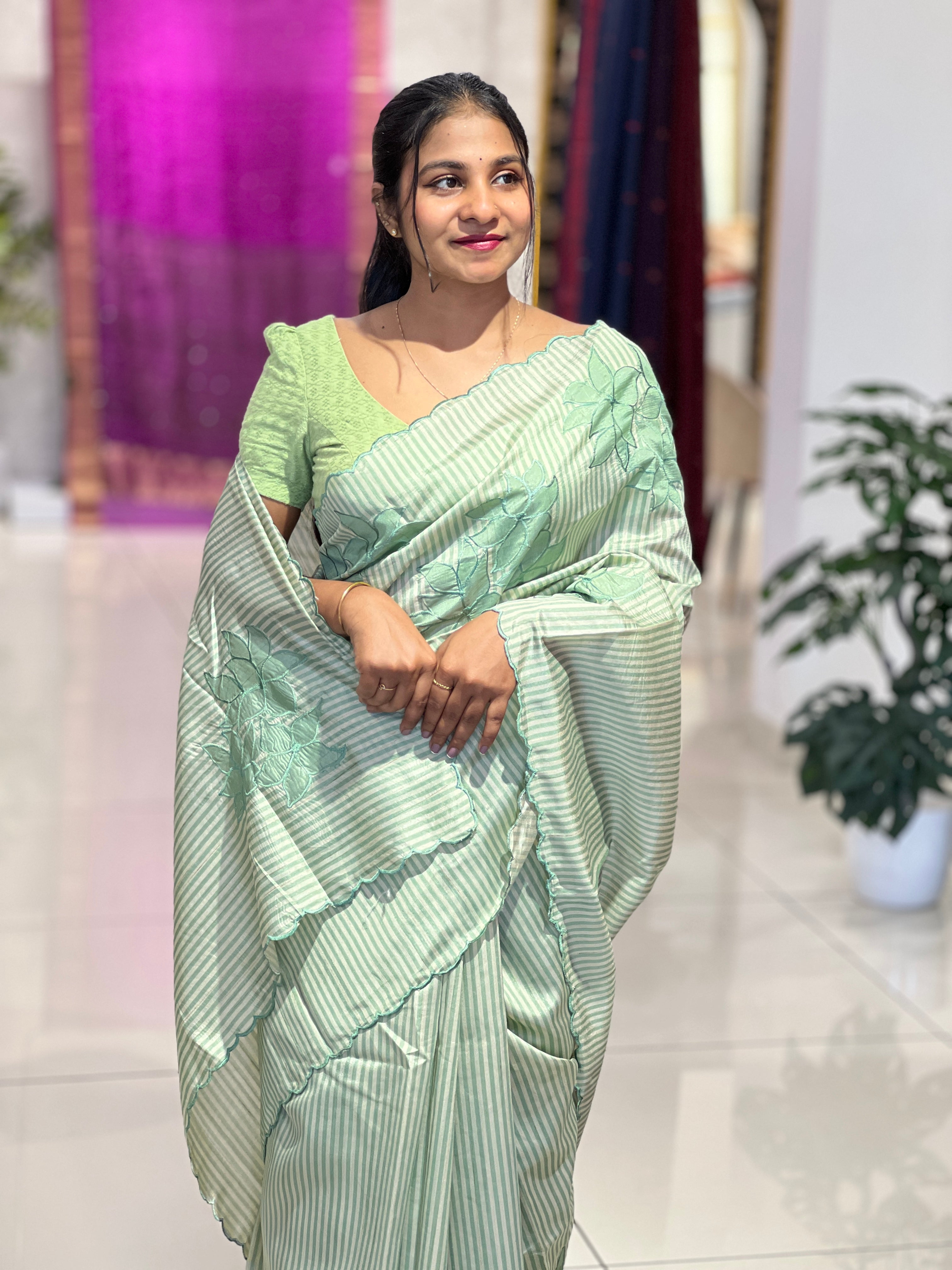 Floral Applique Placement Detailed Semi Tussar Saree | HT273