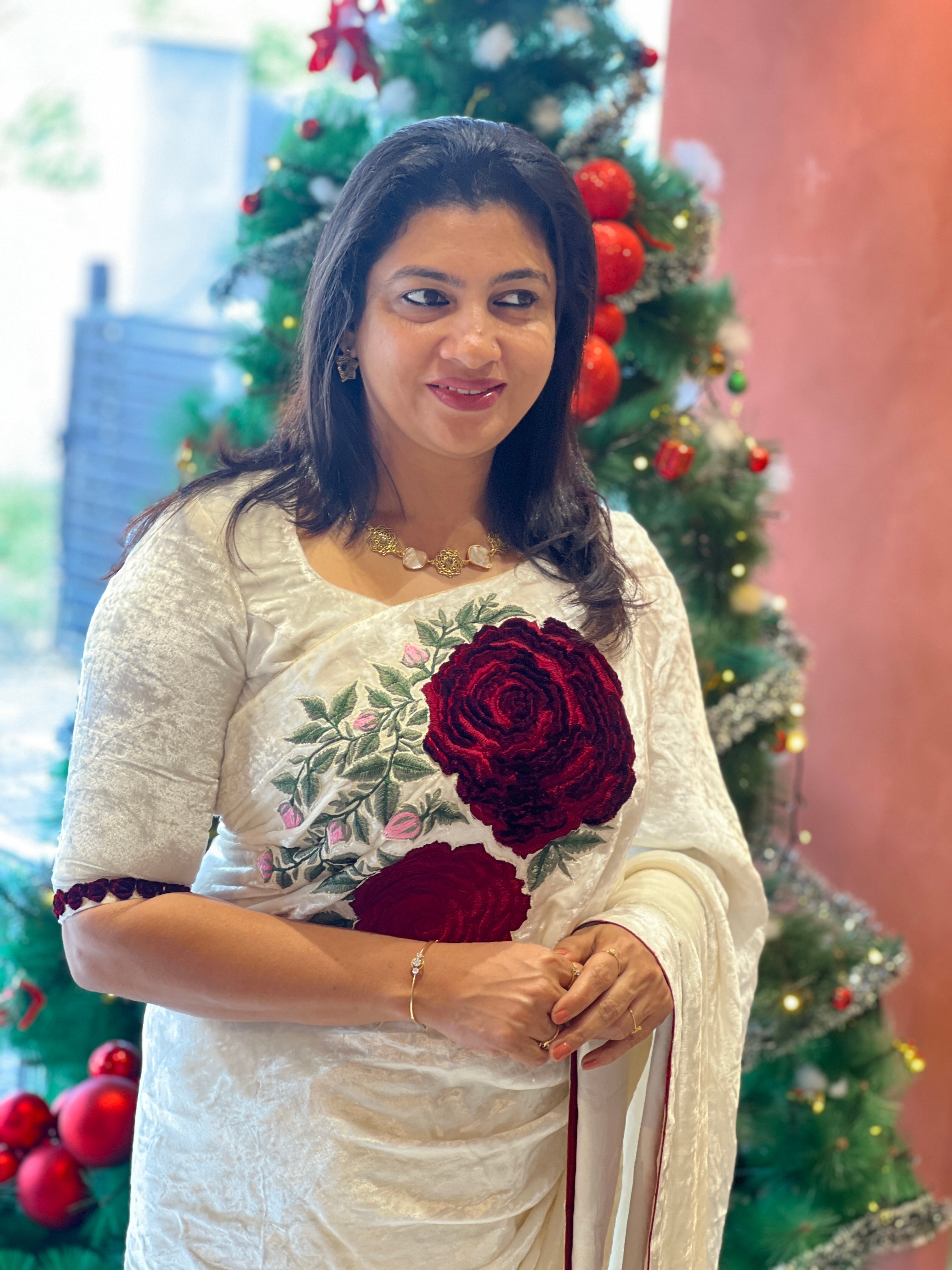 Floral Applique Detailed Velvet Saree | DN795