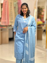 Thread Weaving Cotton Kurta Set | DE177