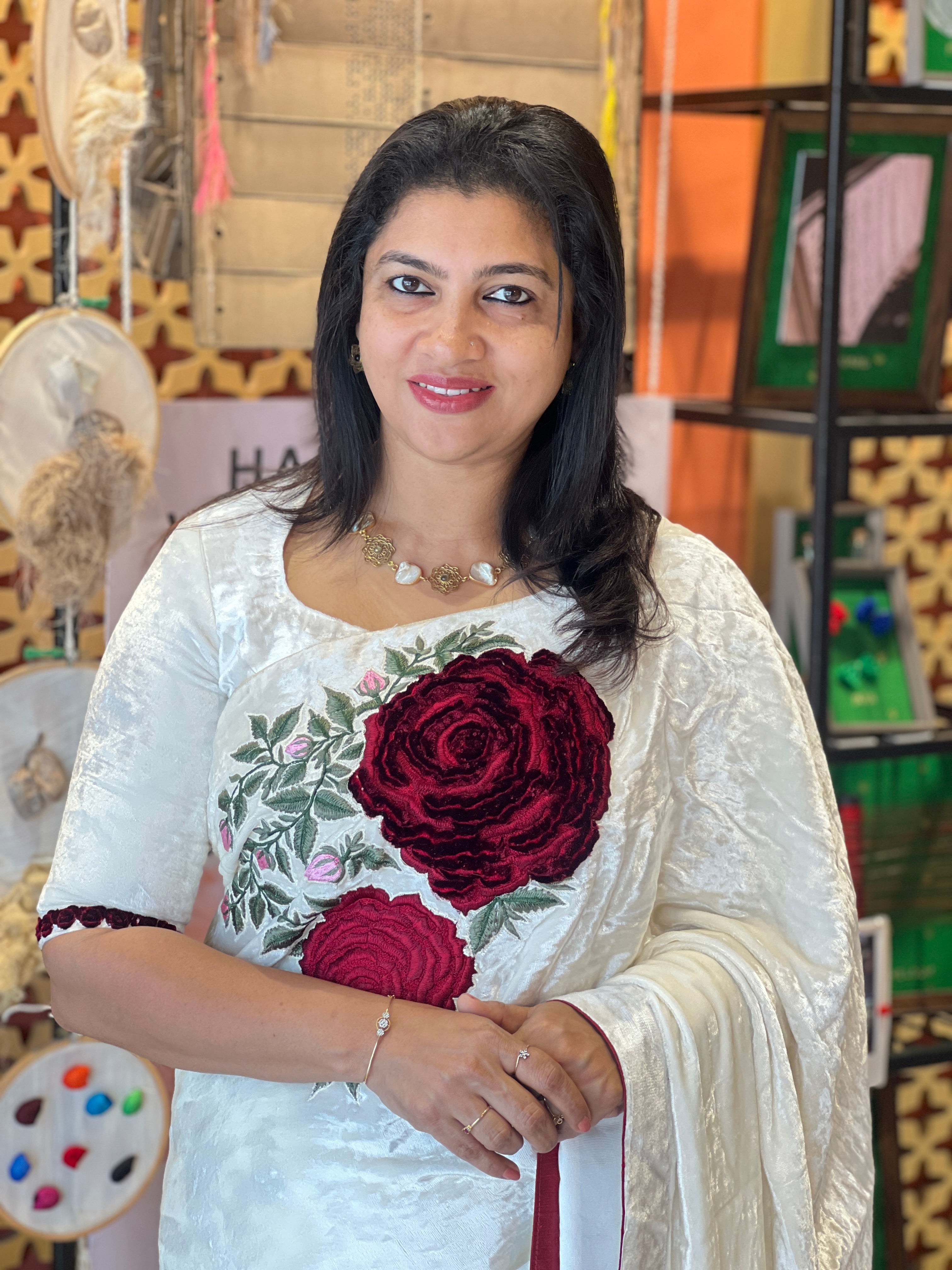 Floral Applique Detailed Velvet Saree | DN795