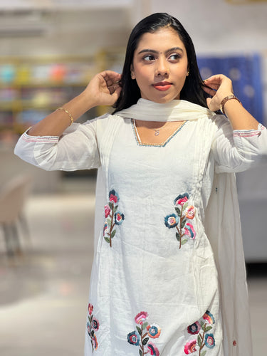 Floral Embroidery & Sequence Detailed Cotton Kurta Set | KIA131