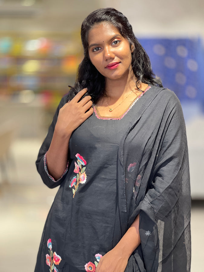 Floral Embroidery & Sequence Detailed Cotton Kurta Set | KIA130