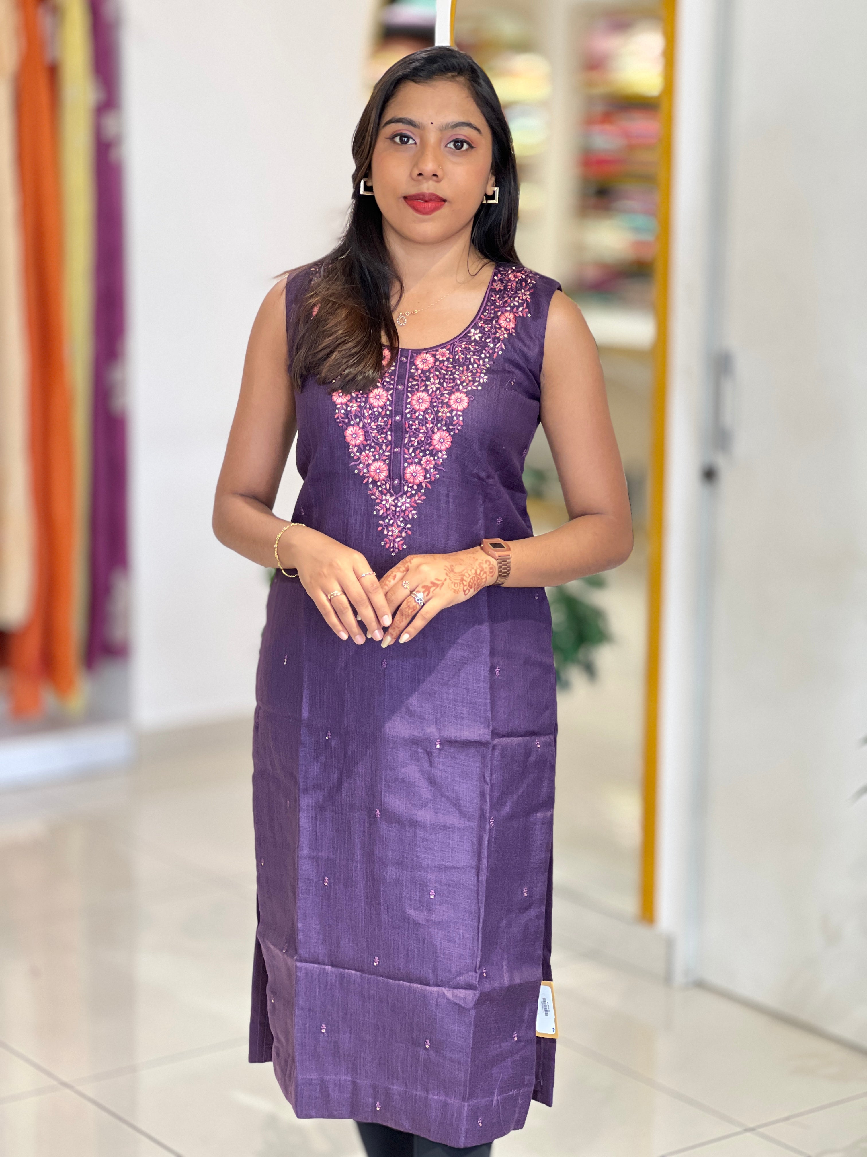 Floral Embroidery Detailed Linen Cotton Kurta | NAI235