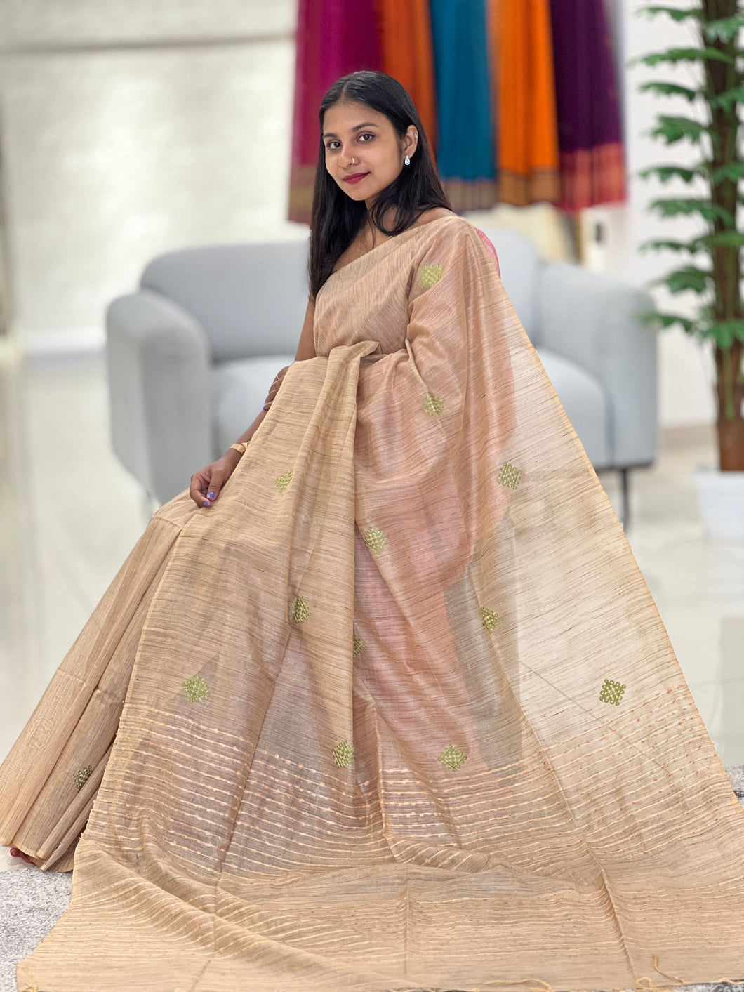 Placement Detailed Bhagalpuri Linen Saree | DLS298