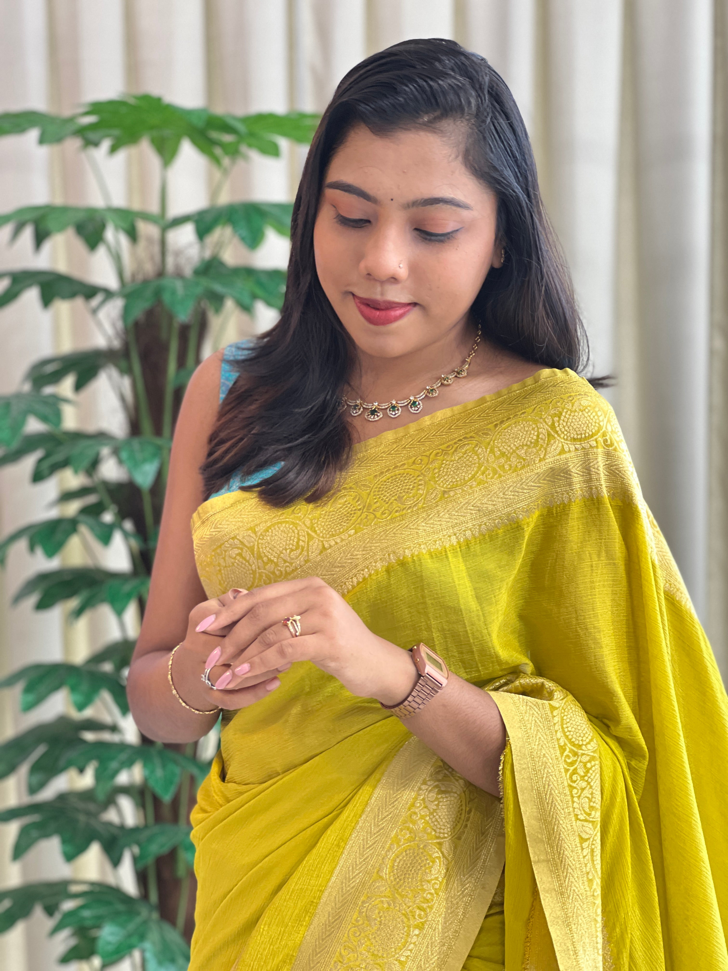 Antique Gold Zari Worked Crushed Chinon Sarees | RS115