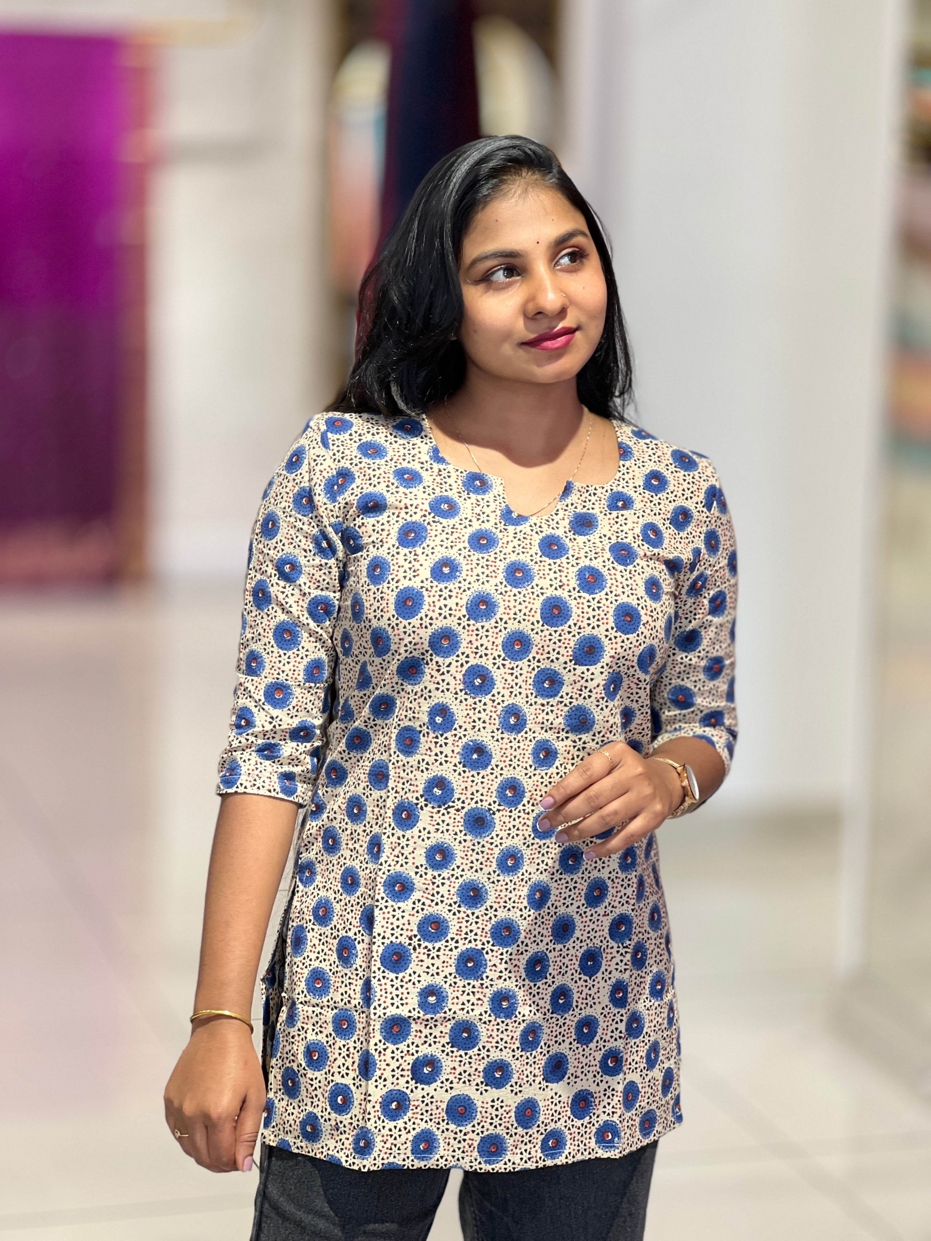 Print Detailed Cotton Short Kurta | DNT929