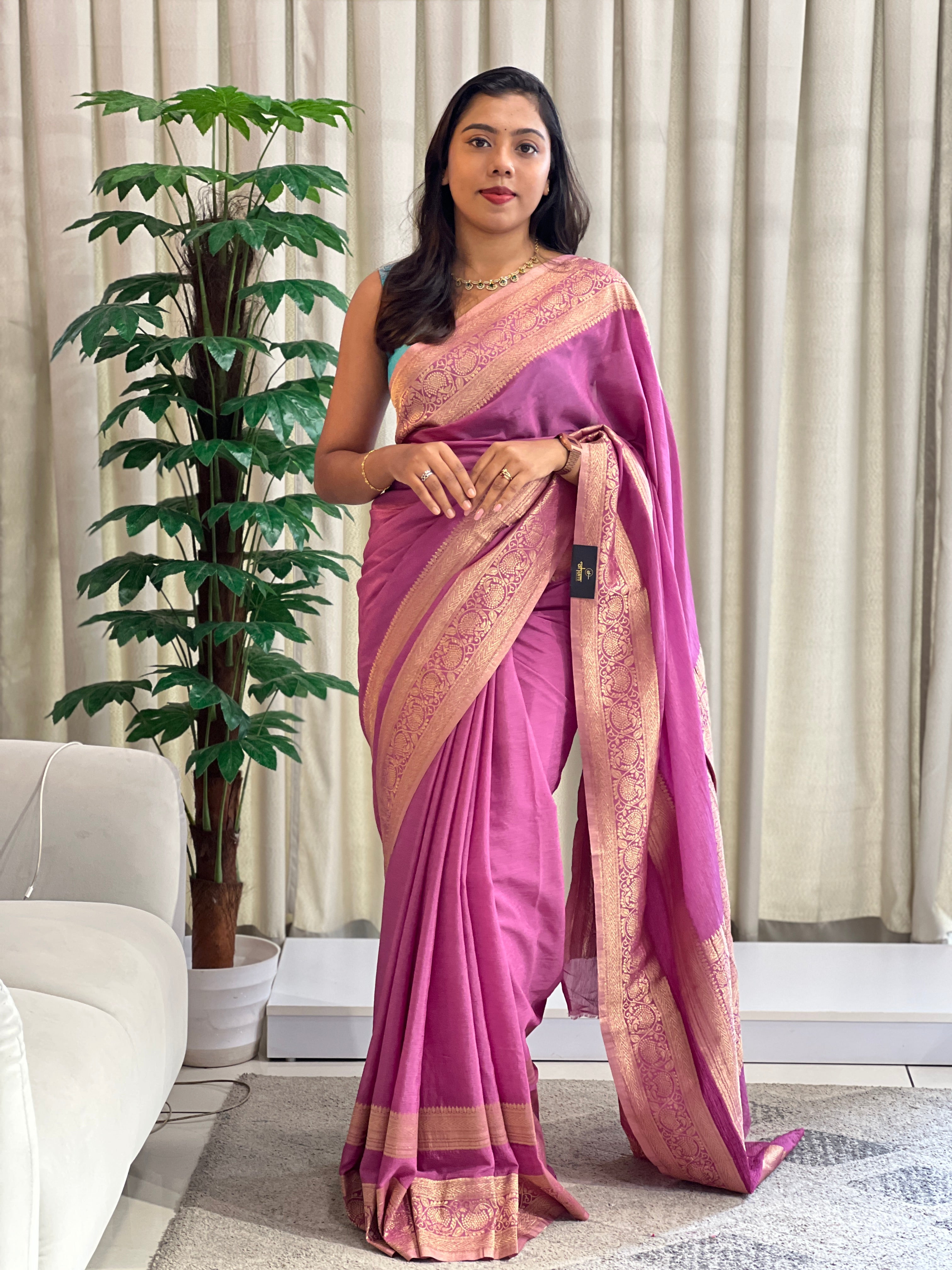 Antique Gold Zari Worked Crushed Chinon Sarees | RS114