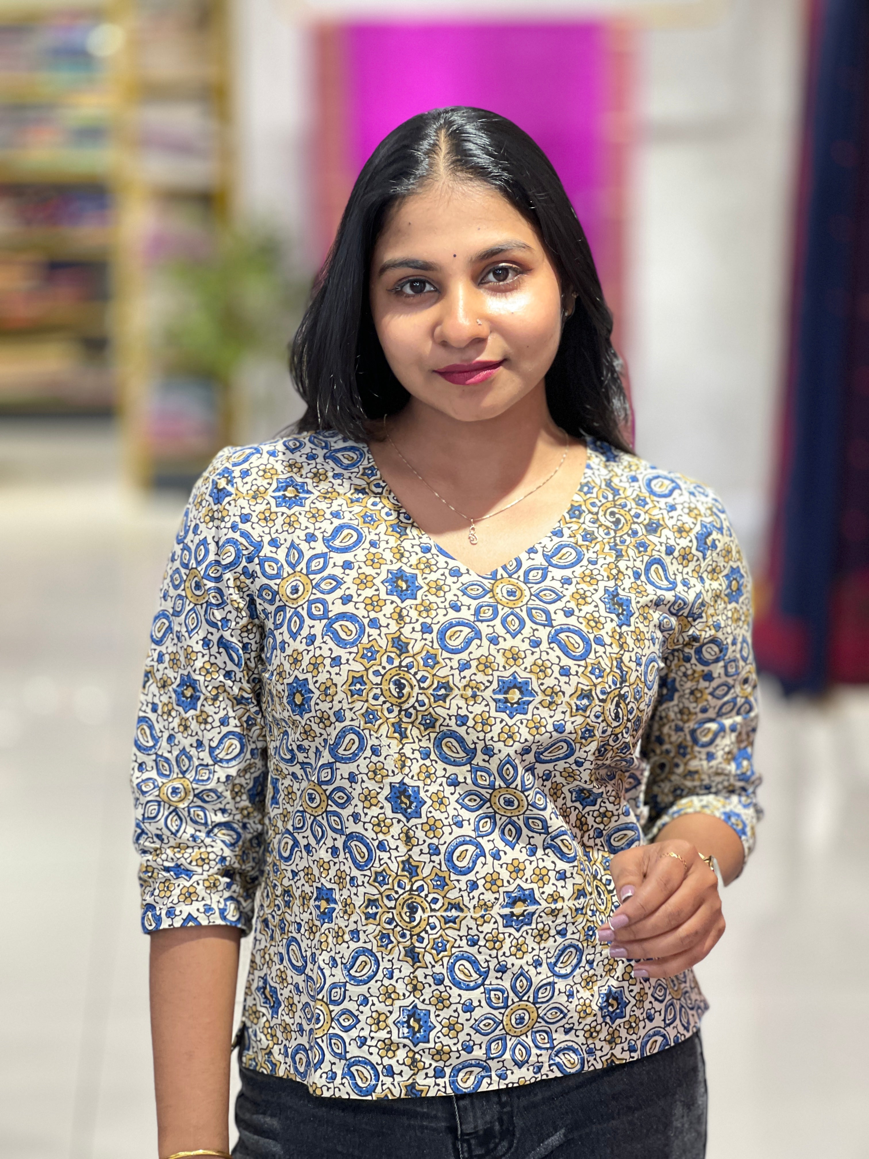 Print Detailed Cotton Short Kurta | DNT928