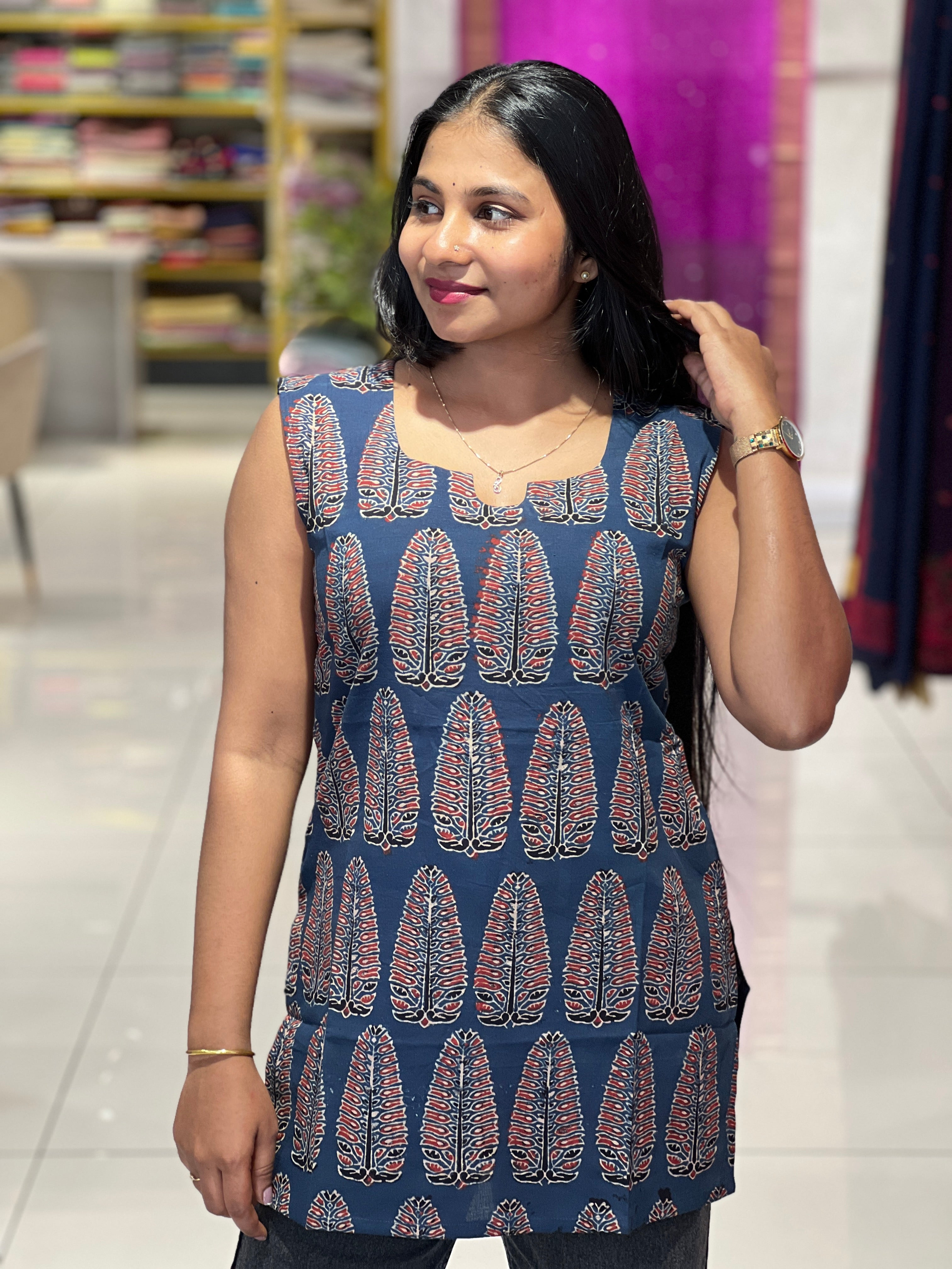 Print Detailed Cotton Short Kurta | DNT927