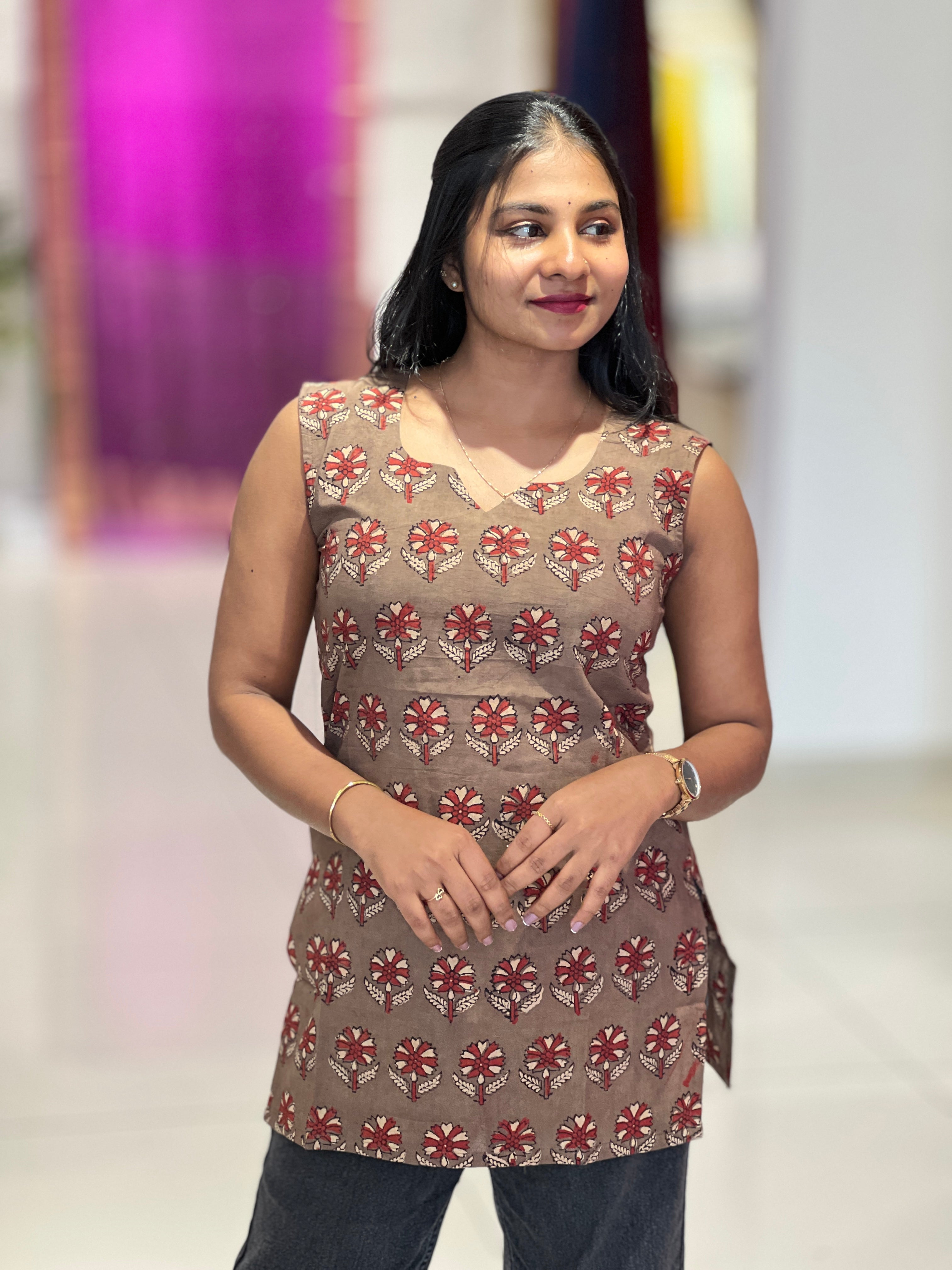 Print Detailed Cotton Short Kurta | DNT909