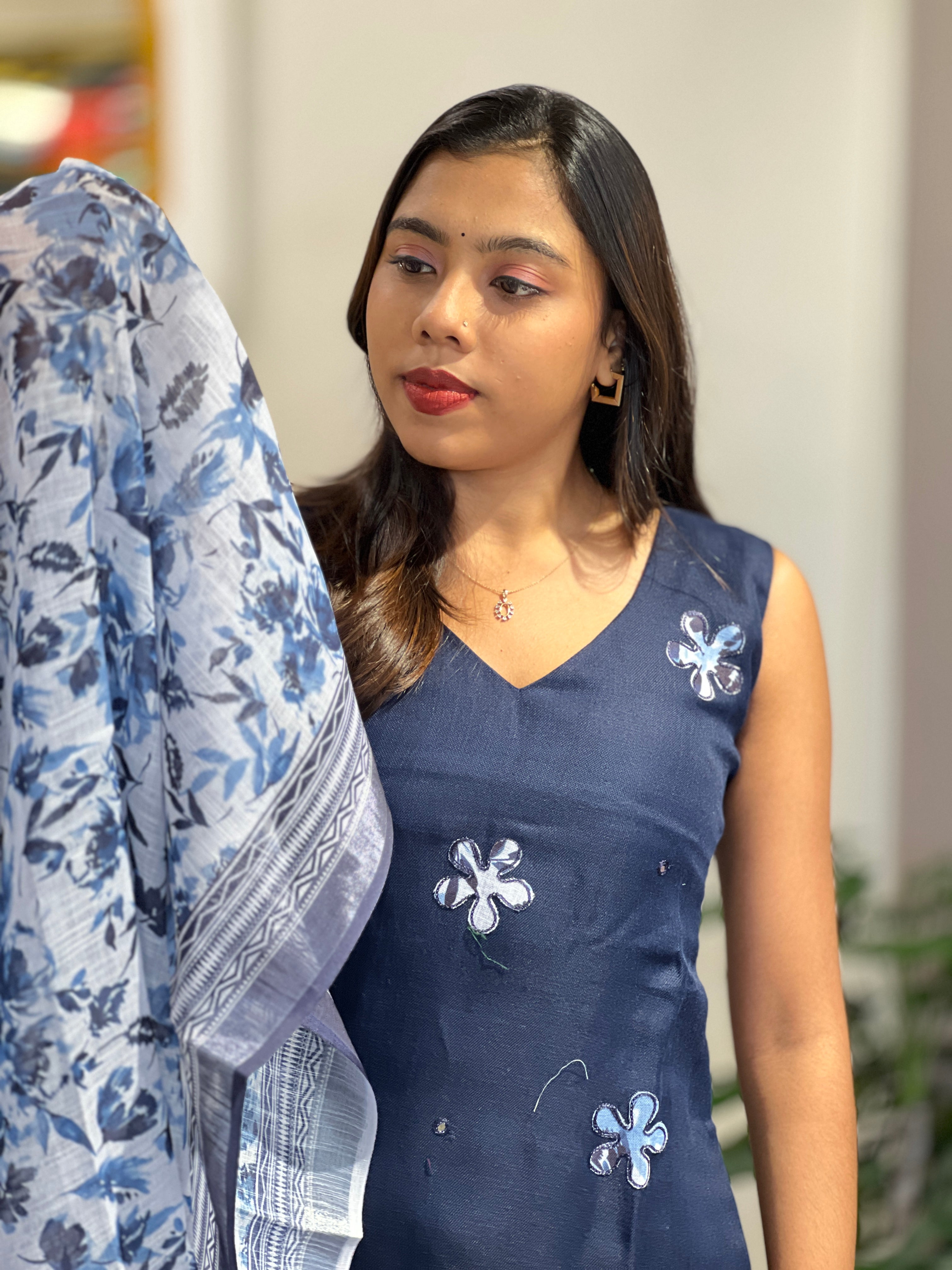 Floral Applique Patterned Linen Cotton Kurta Set | NAI196