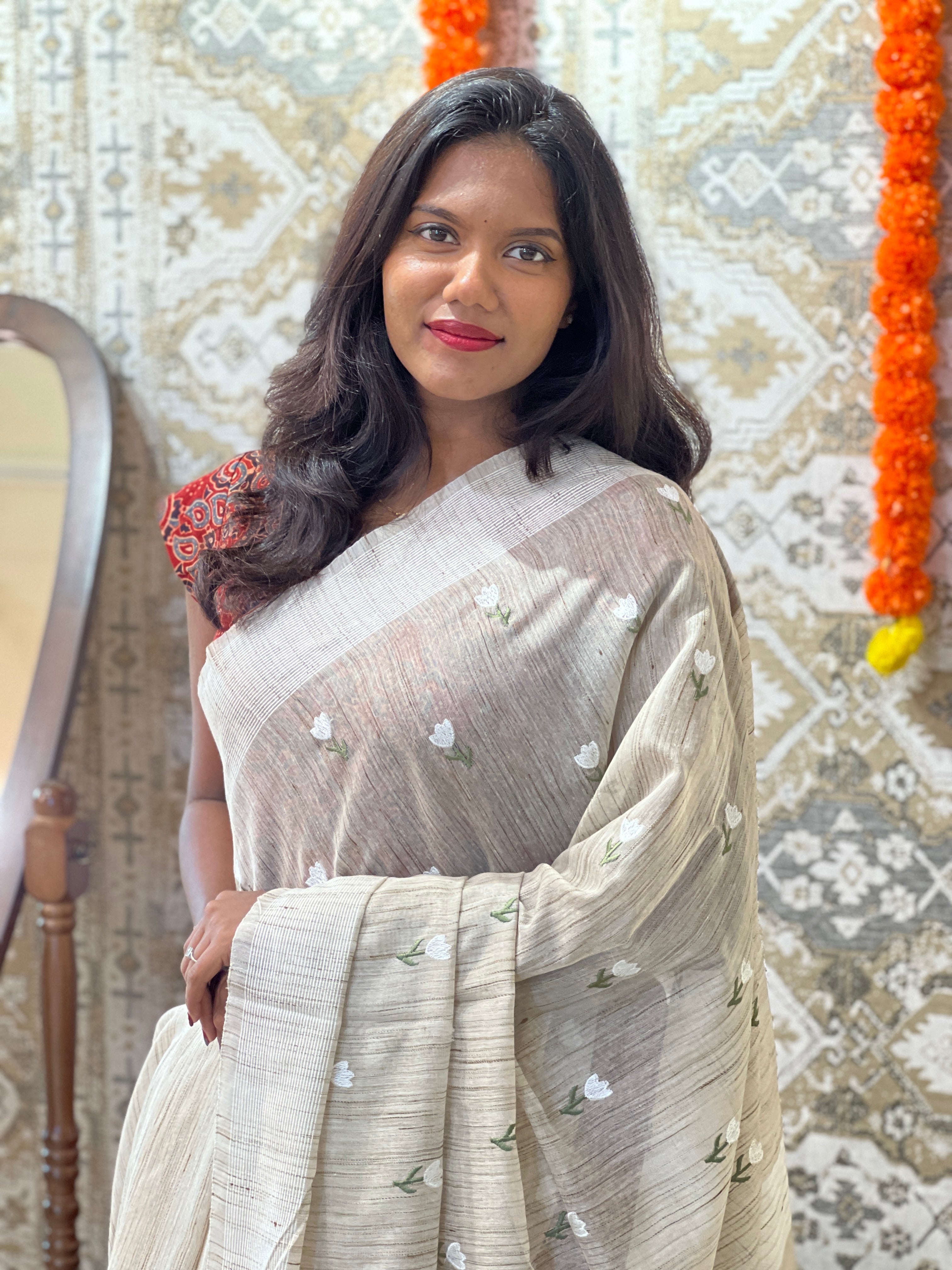 Floral Embroidery Pattern Bhagalpuri Linen Saree | NHH622
