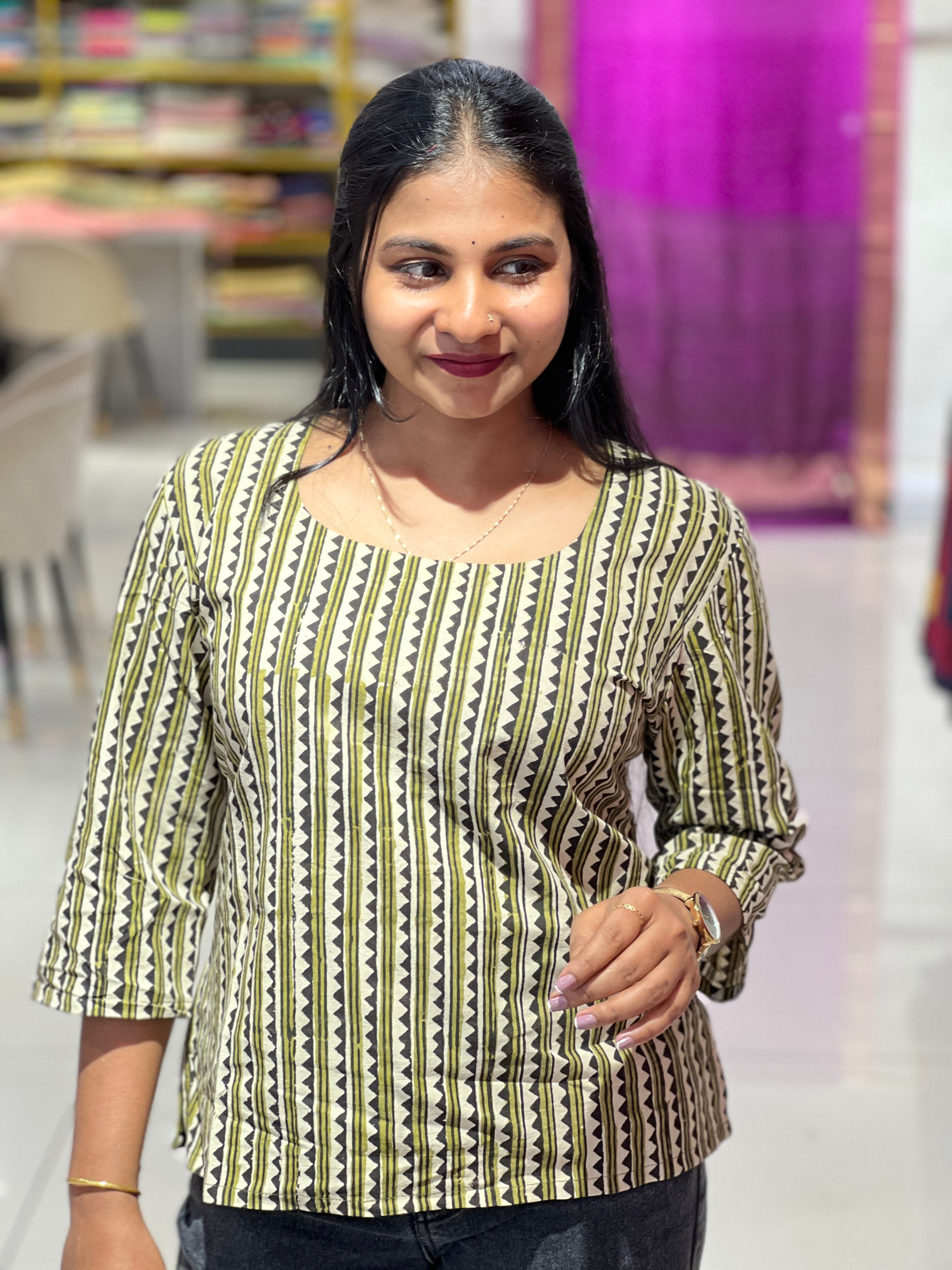 Stripes With Geometric Pattern Cotton Short Kurta | DNT934