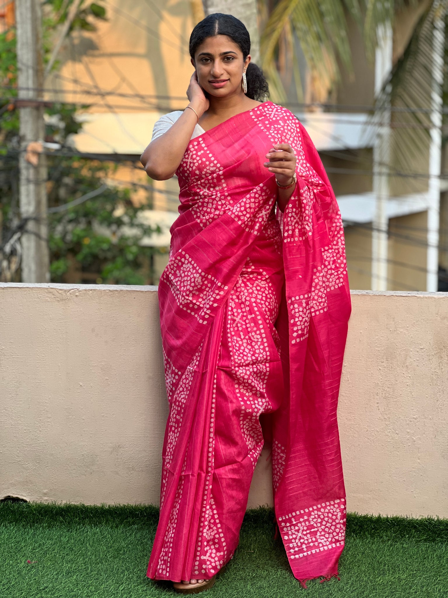 Handcrafted Wax Batik Pure Silk Saree With Blouse Piece Bishnupuri Pure  Silk Sarees for Women Hand Batik Silk Sari on Sale - Etsy | Pure silk sarees,  Blouse piece, Saree