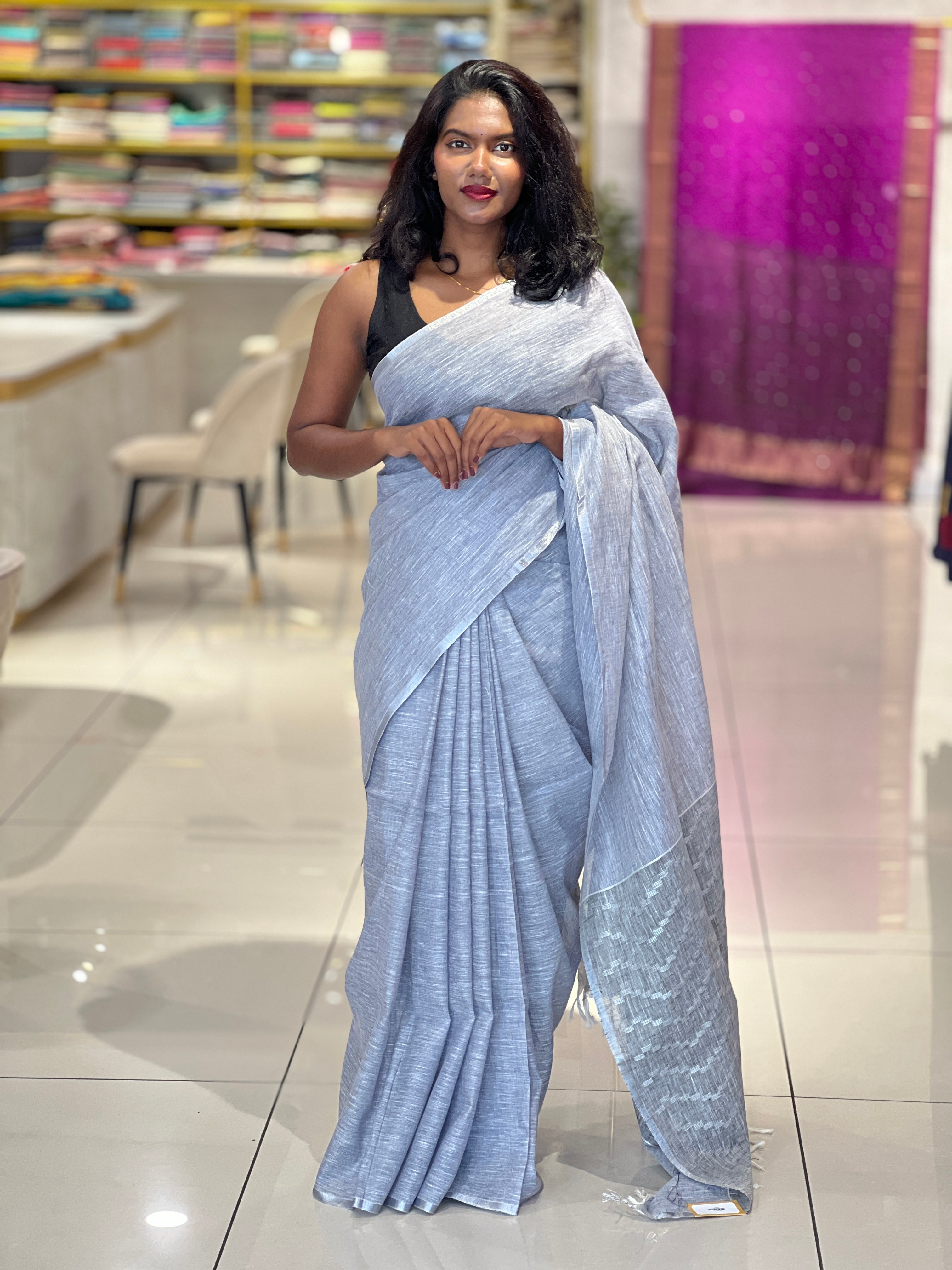 Silver Zari & Thread Woven Linen Saree | DLS351