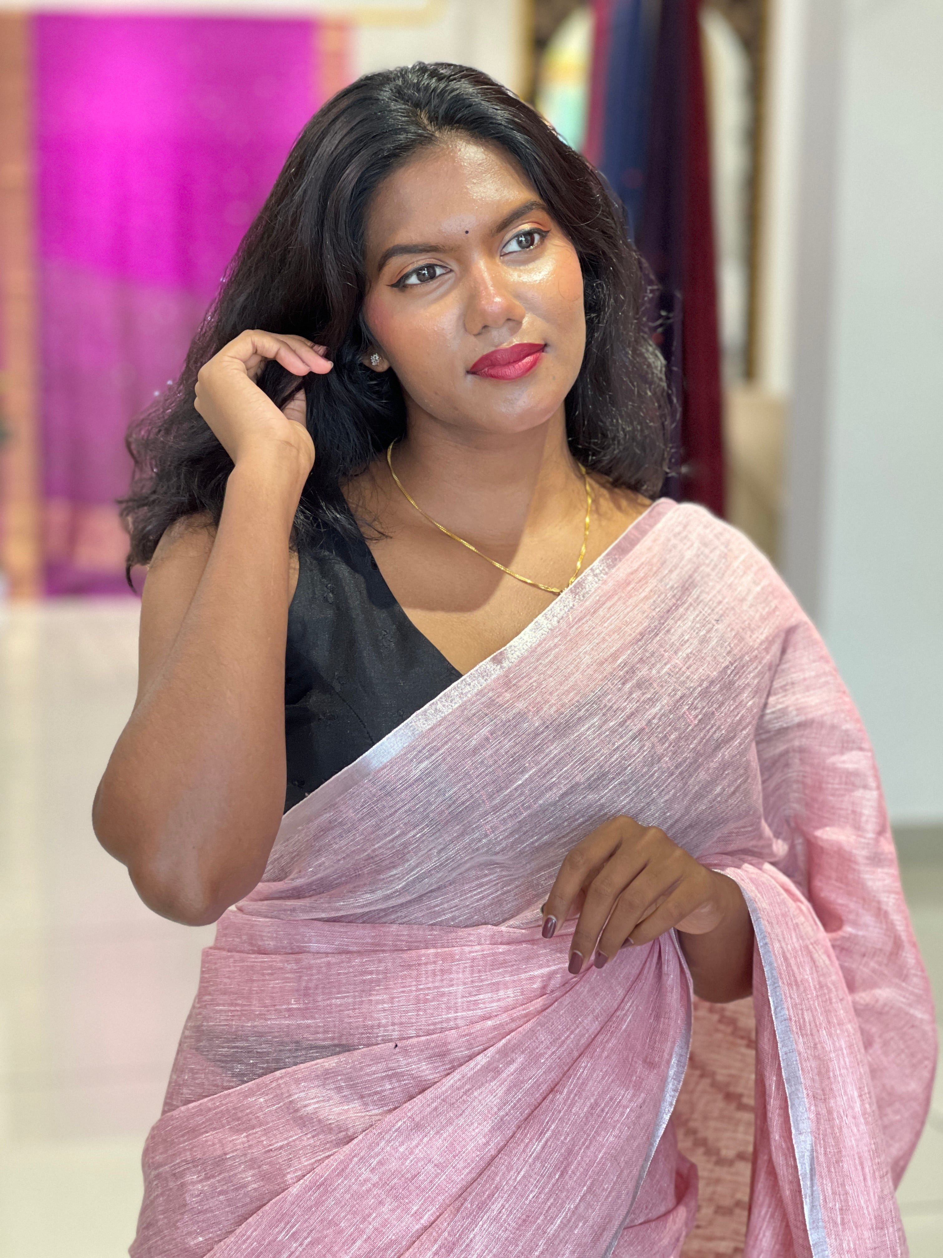 Silver Zari & Thread Woven Linen Saree | DLS352