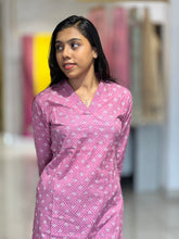 Floral Printed Pattern Cotton Kurta | DIL134