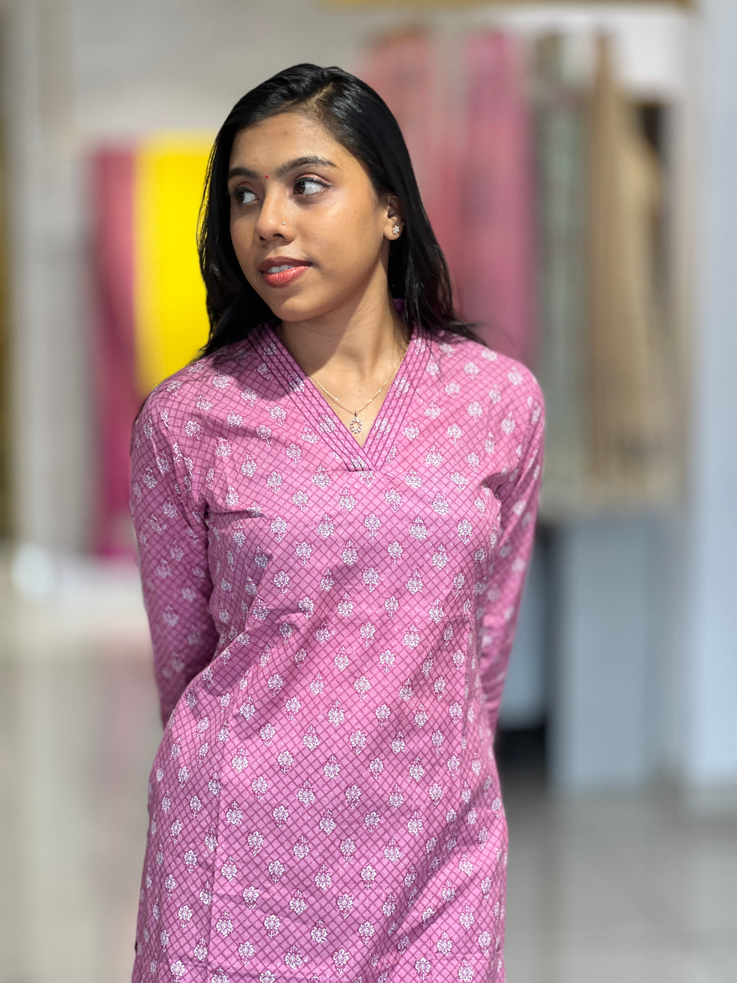 Floral Printed Pattern Cotton Kurta | DIL134